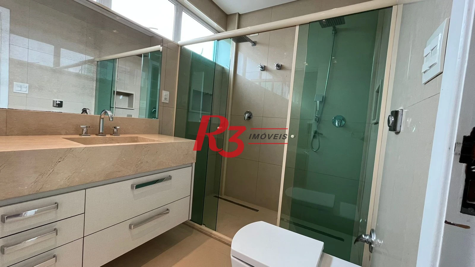Casa com 4 dormitórios à venda, 370 m² por R$ 2.650.000,00 - Ponta da Praia - Santos/SP