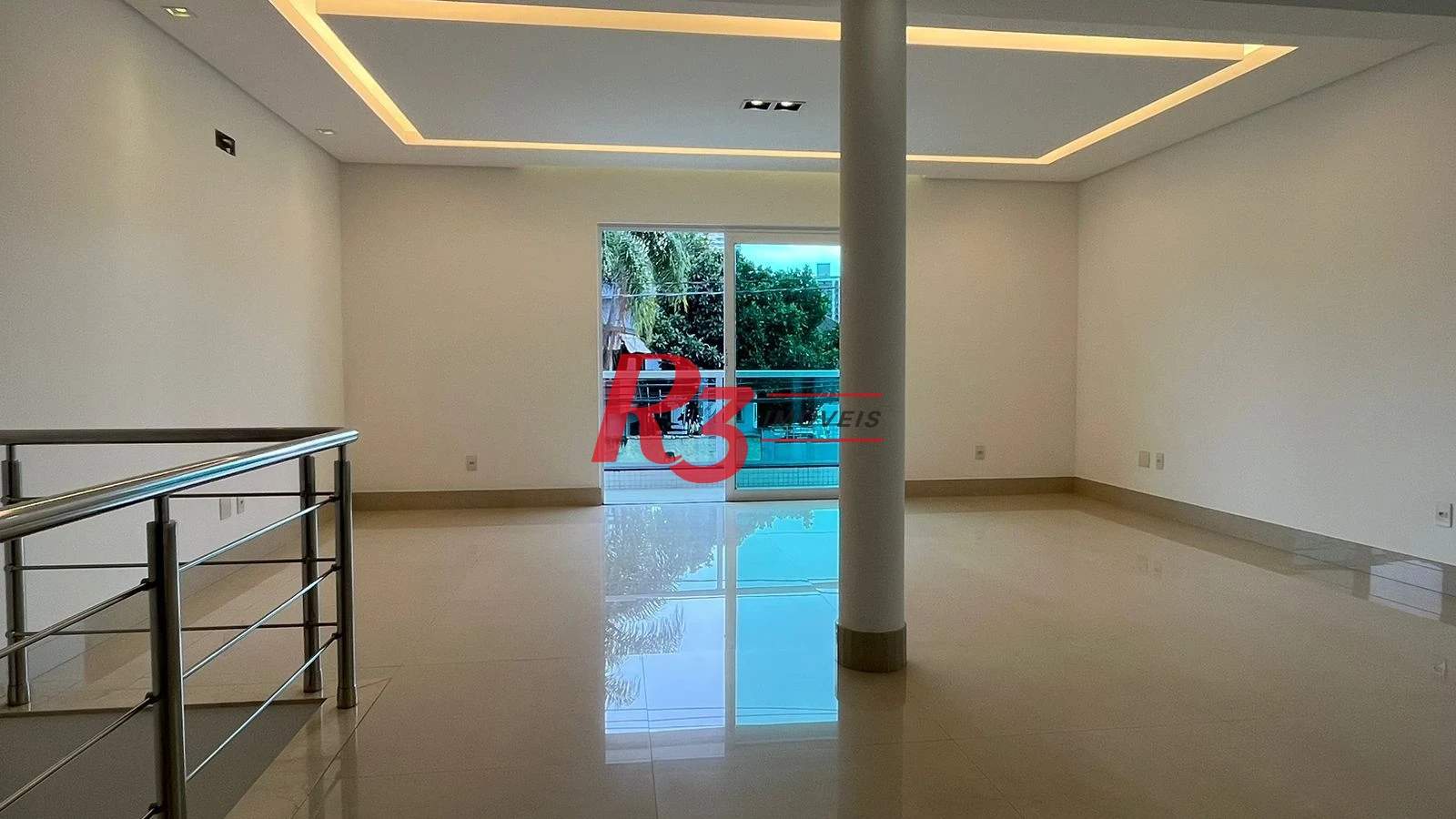 Casa com 4 dormitórios à venda, 370 m² por R$ 2.650.000,00 - Ponta da Praia - Santos/SP