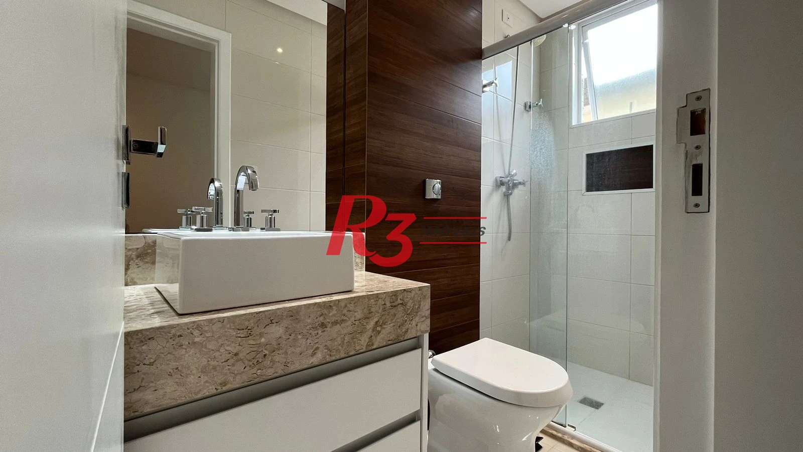 Casa com 4 dormitórios à venda, 370 m² por R$ 2.650.000,00 - Ponta da Praia - Santos/SP