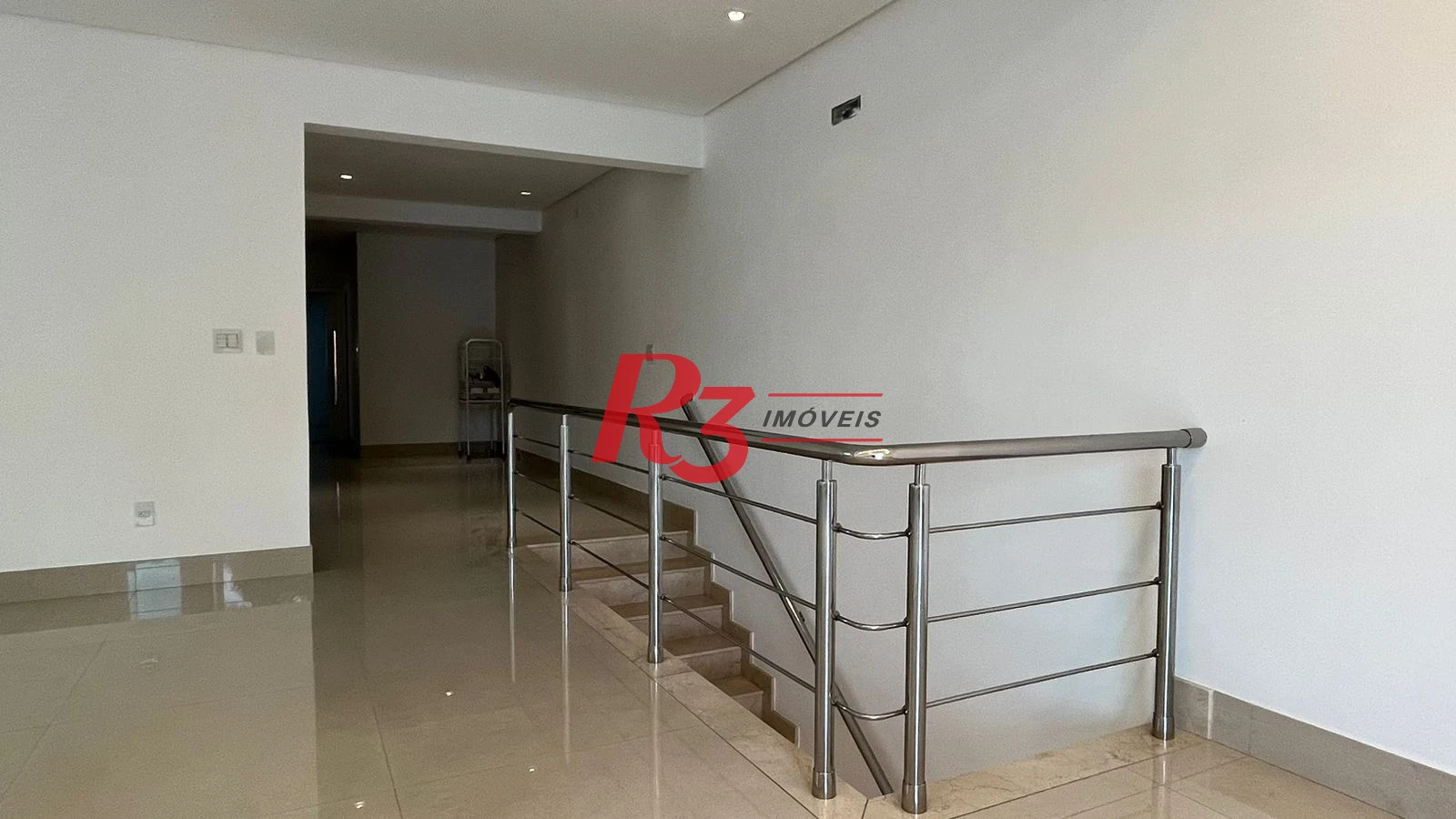 Casa com 4 dormitórios à venda, 370 m² por R$ 2.650.000,00 - Ponta da Praia - Santos/SP