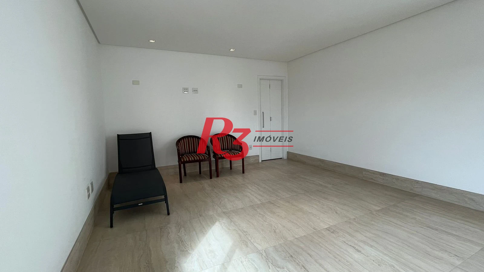 Casa com 4 dormitórios à venda, 370 m² por R$ 2.650.000,00 - Ponta da Praia - Santos/SP