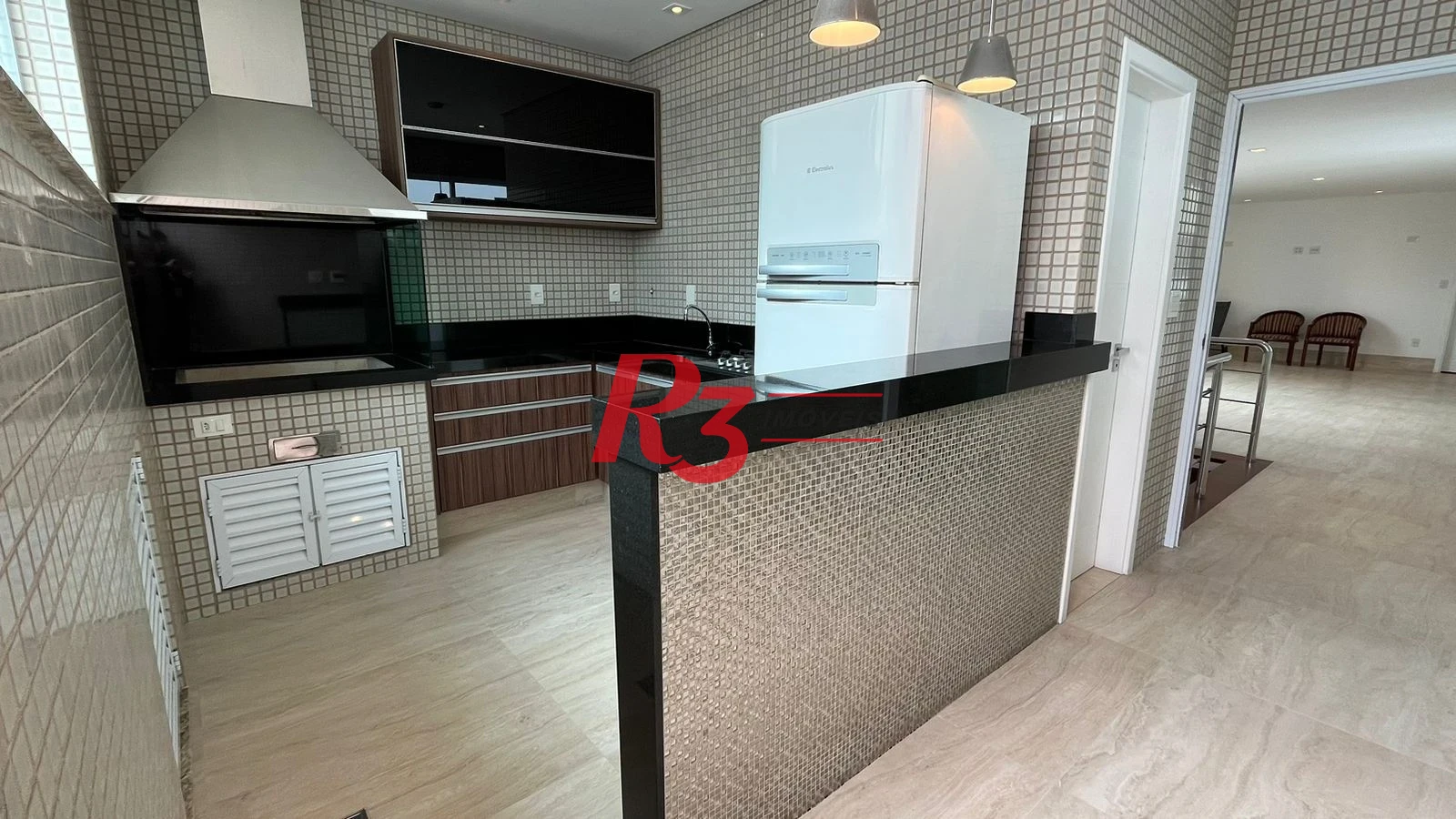 Casa com 4 dormitórios à venda, 370 m² por R$ 2.650.000,00 - Ponta da Praia - Santos/SP