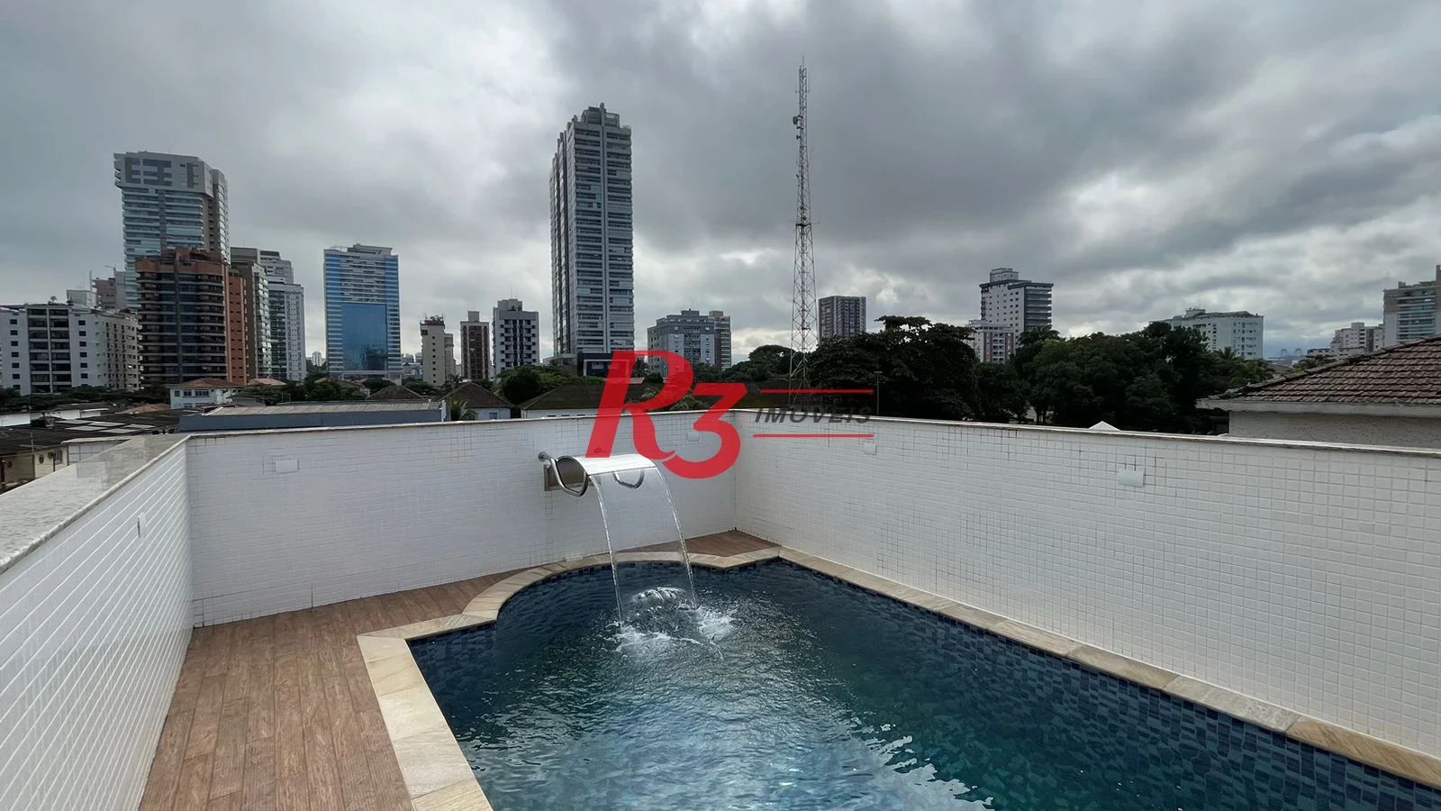 Casa com 4 dormitórios à venda, 370 m² por R$ 2.650.000,00 - Ponta da Praia - Santos/SP