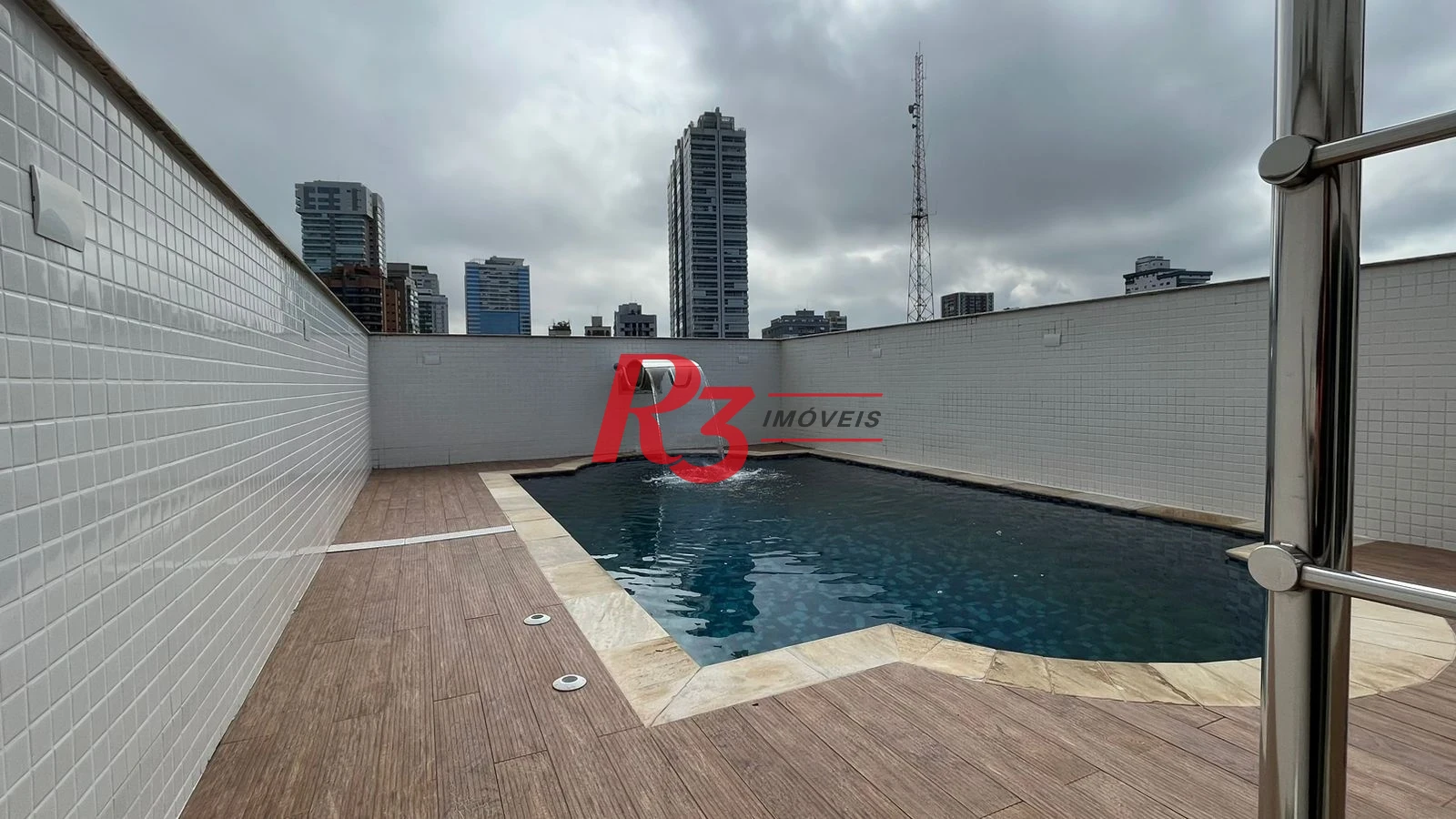 Casa com 4 dormitórios à venda, 370 m² por R$ 2.650.000,00 - Ponta da Praia - Santos/SP