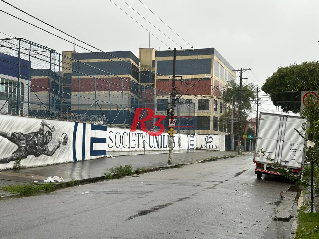 Sobrado à venda, 98 m² por R$ 499.000,00 - Caneleira - Santos/SP