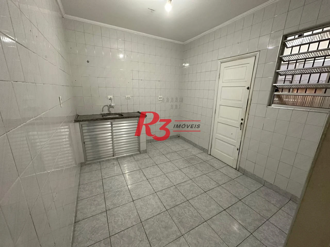 Sobrado à venda, 98 m² por R$ 499.000,00 - Caneleira - Santos/SP