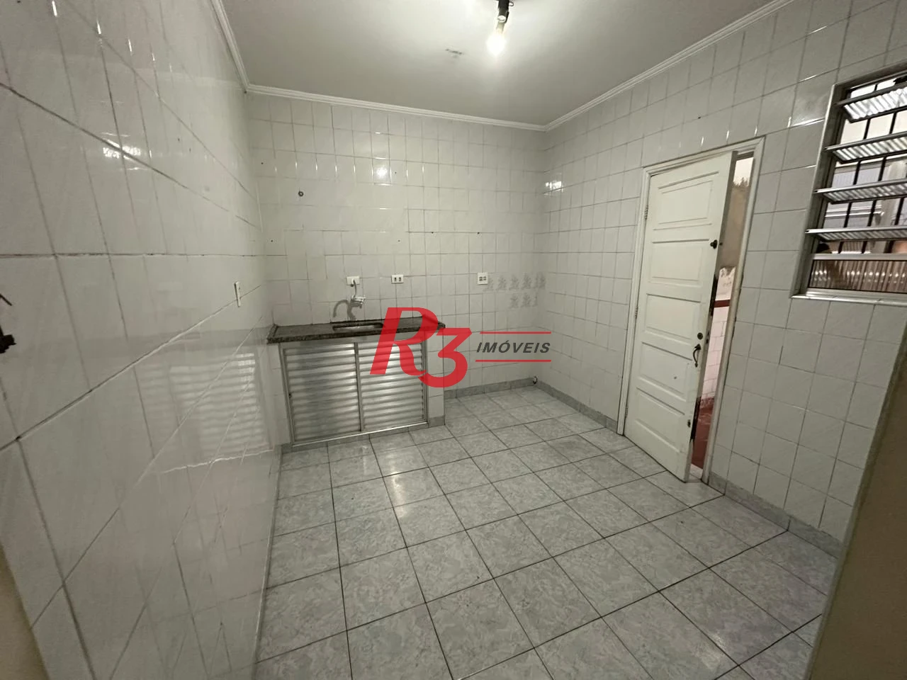 Sobrado à venda, 98 m² por R$ 499.000,00 - Caneleira - Santos/SP