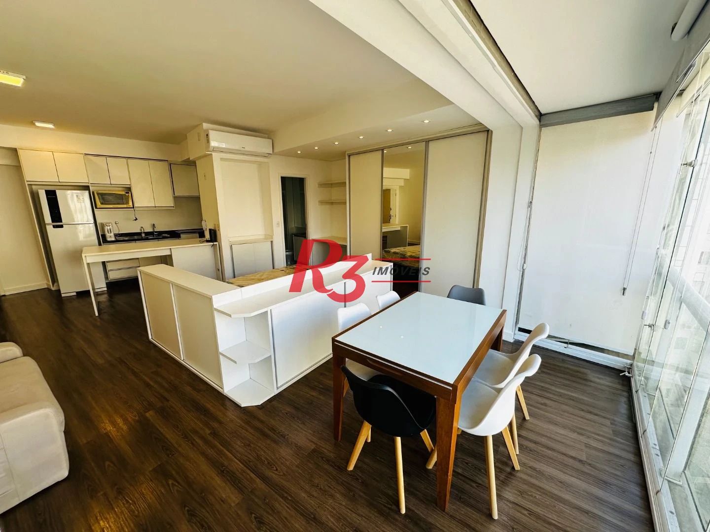 Apartamento para alugar, 50 m² por R$ 5.000,00/mês - Pompéia - Santos/SP