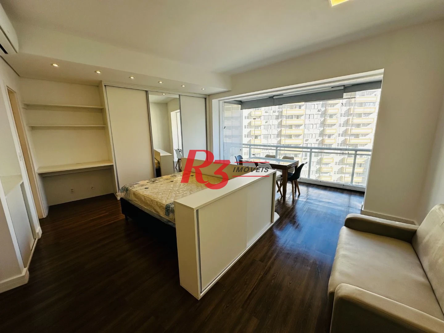 Apartamento para alugar, 50 m² por R$ 5.000,00/mês - Pompéia - Santos/SP