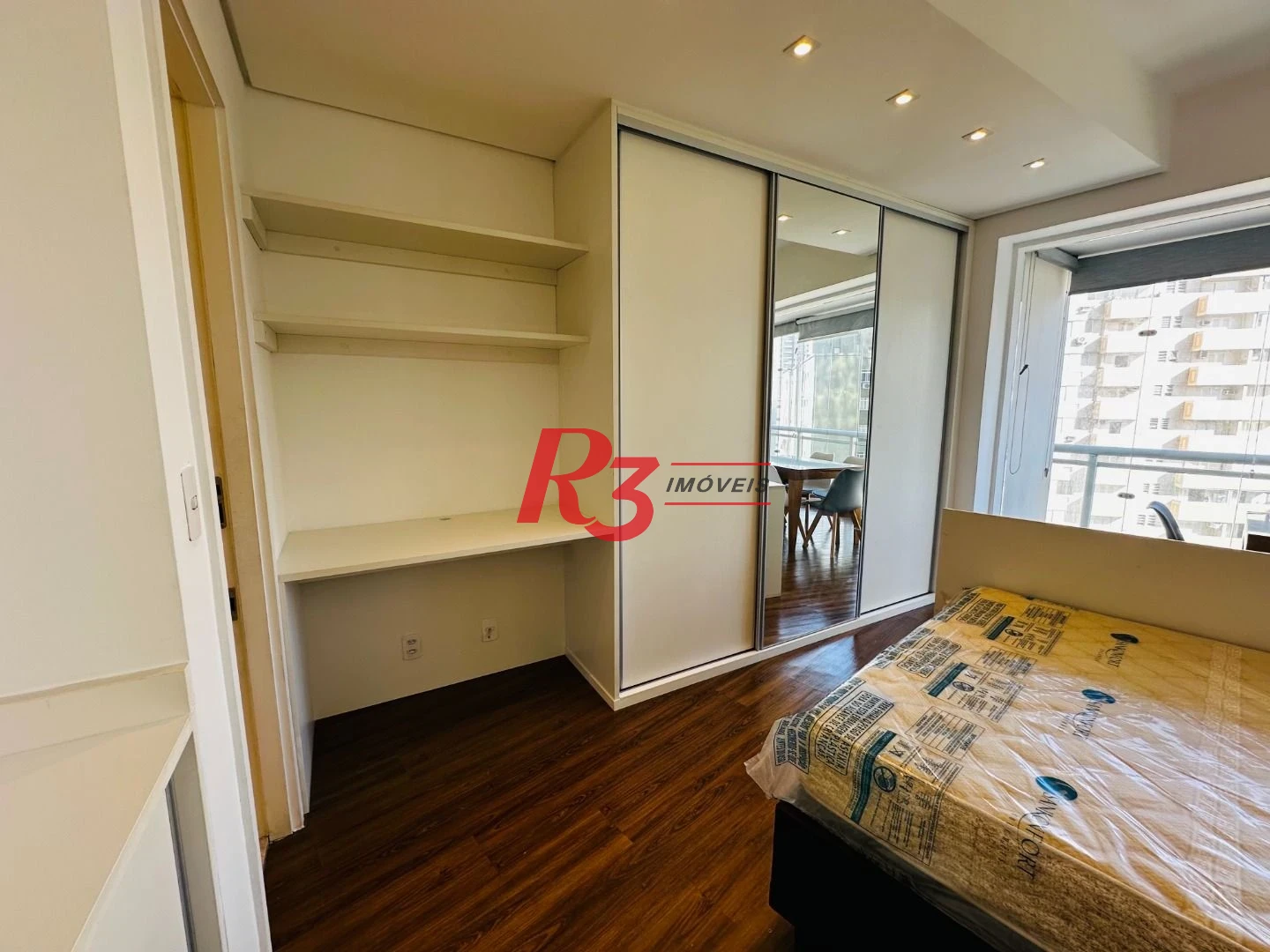 Apartamento para alugar, 50 m² por R$ 5.000,00/mês - Pompéia - Santos/SP