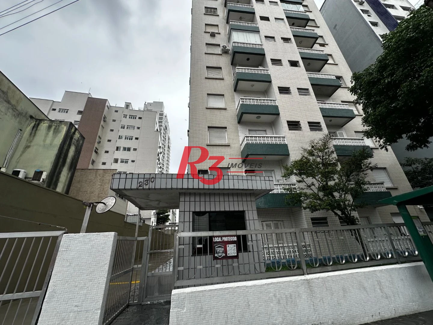 Kitnet com 1 dormitório à venda, 32 m² por R$ 300.000,00 - Embaré - Santos/SP