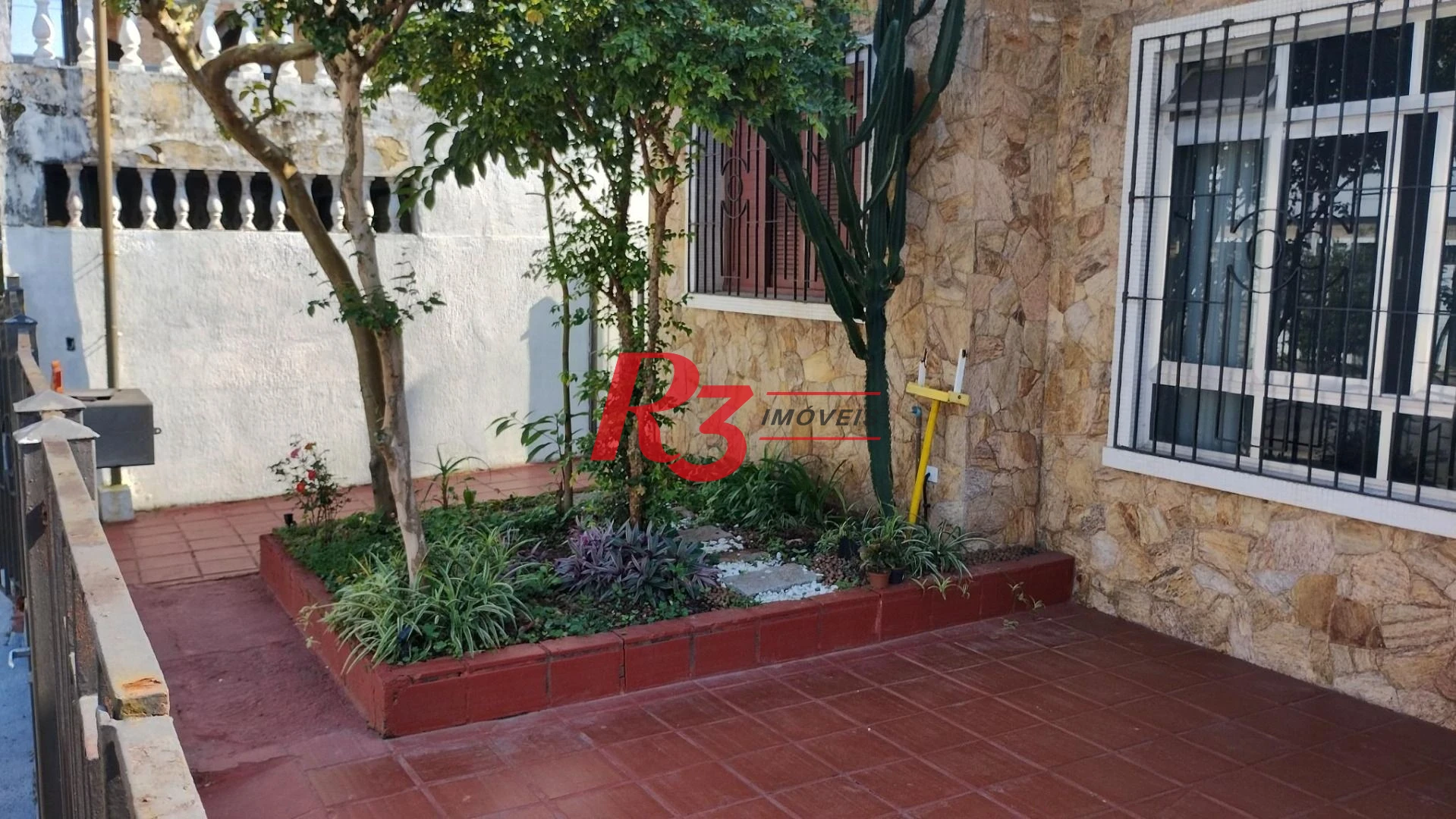 Casa com 2 dormitórios à venda, 120 m² - Vila Valença - São Vicente/SP