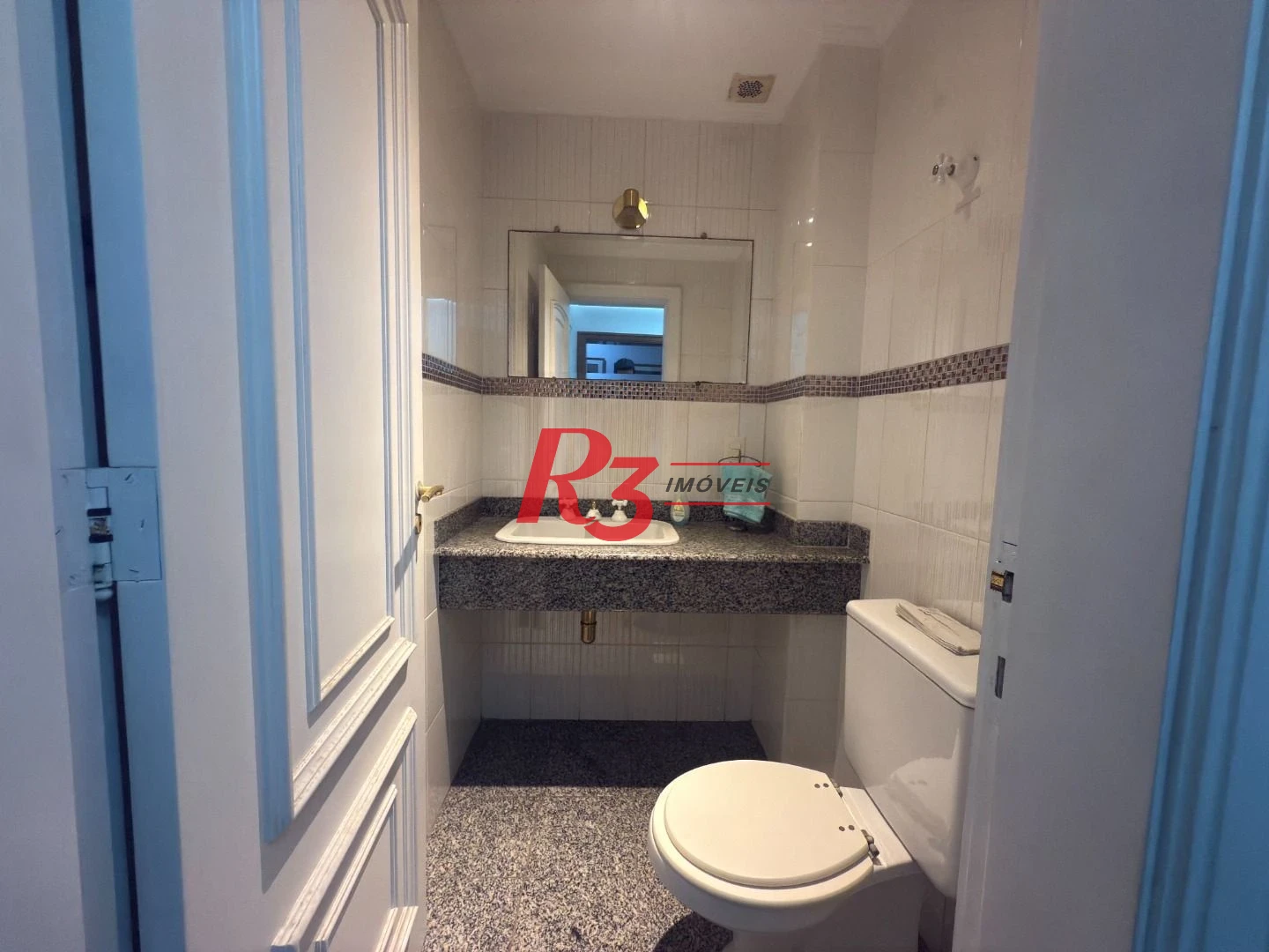 Apartamento com 4 dormitórios à venda, 267 m² por R$ 1.700.000,00 - Boqueirão - Santos/SP