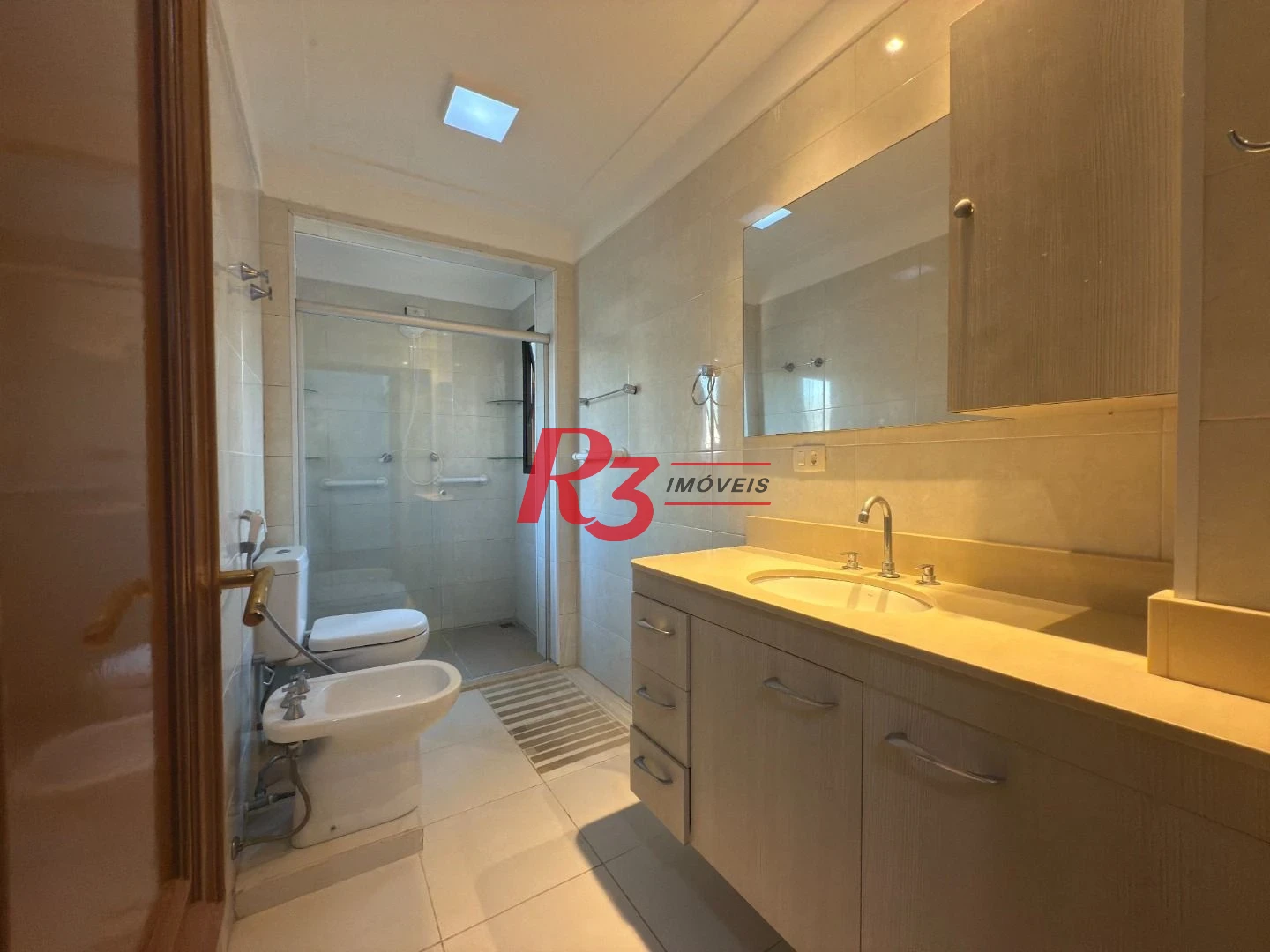 Apartamento com 4 dormitórios à venda, 267 m² por R$ 1.700.000,00 - Boqueirão - Santos/SP
