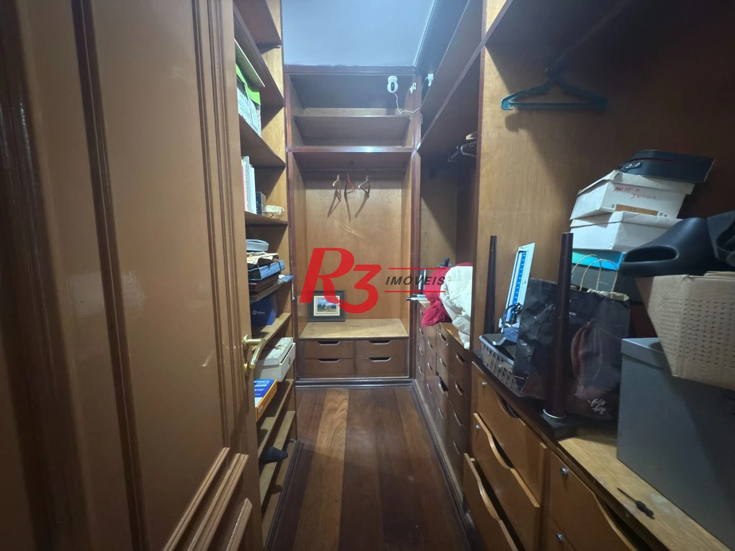 Apartamento com 4 dormitórios à venda, 267 m² por R$ 1.700.000,00 - Boqueirão - Santos/SP
