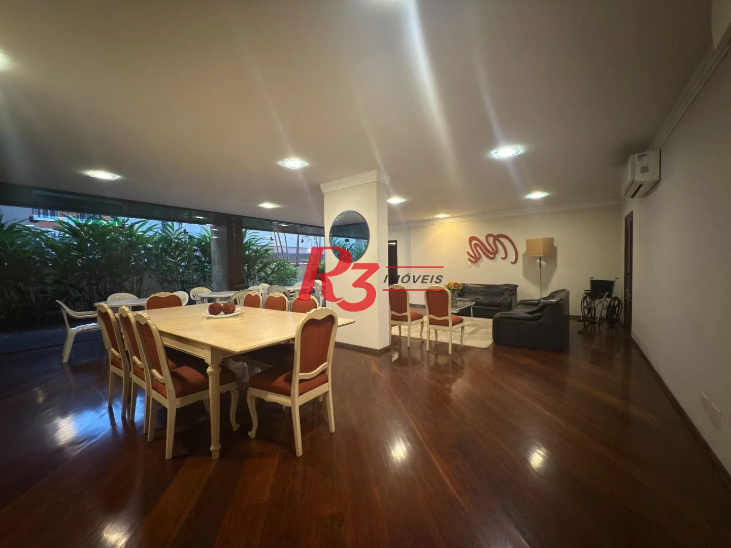 Apartamento com 4 dormitórios à venda, 267 m² por R$ 1.700.000,00 - Boqueirão - Santos/SP