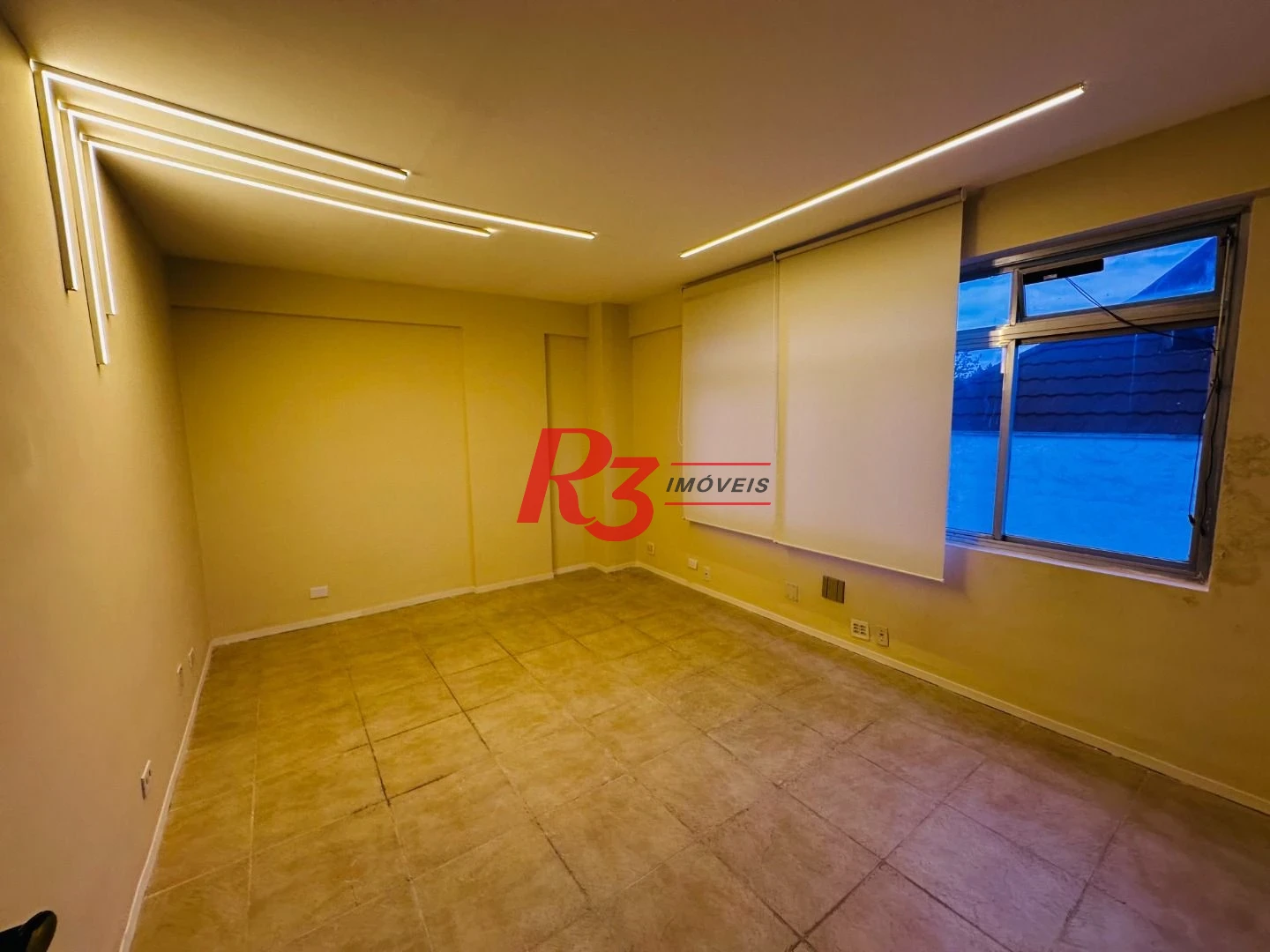 Conjunto para alugar, 120 m² por R$ 4.900,00/mês - Boqueirão - Santos/SP