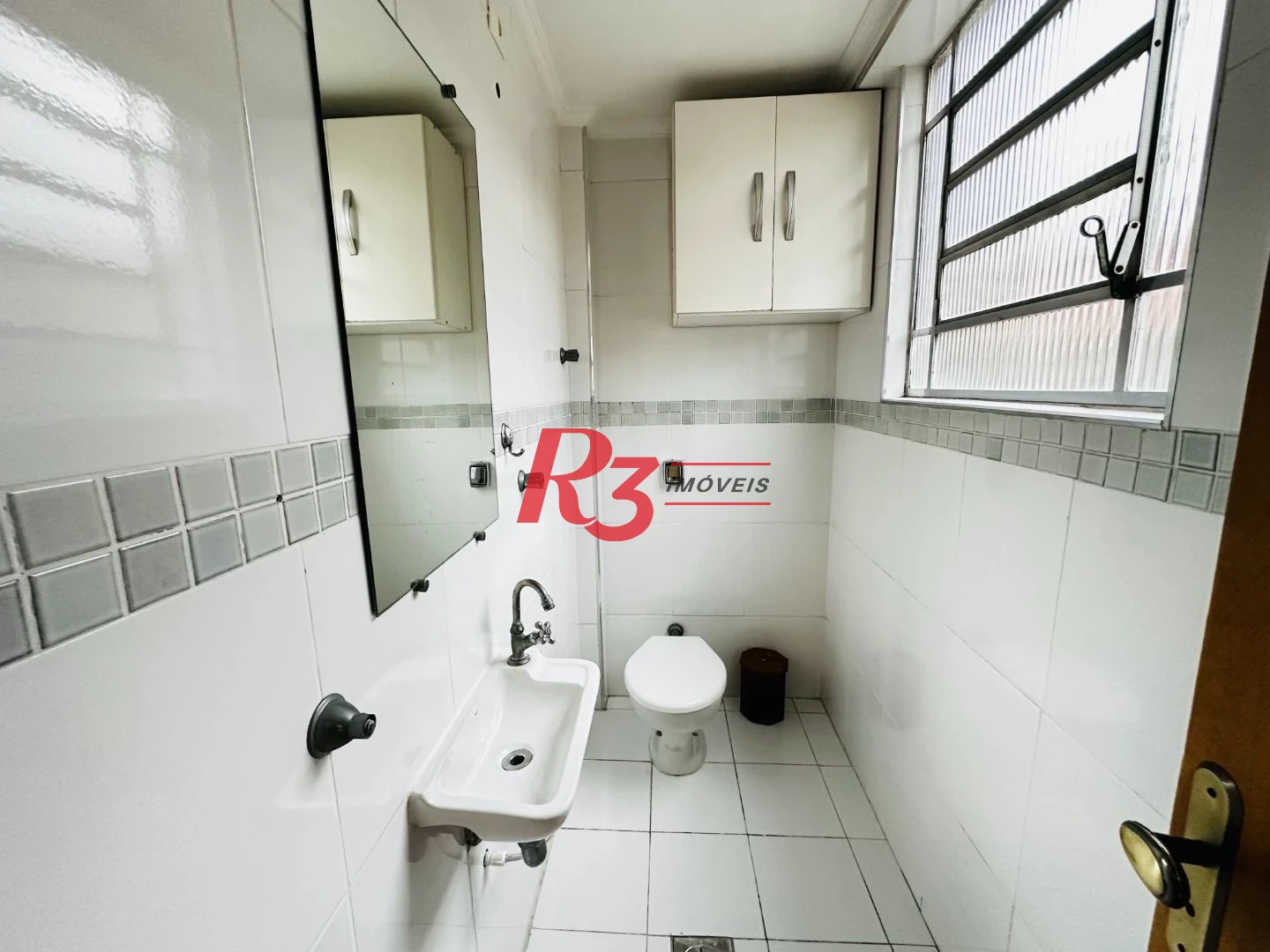 Conjunto para alugar, 120 m² por R$ 4.900,00/mês - Boqueirão - Santos/SP