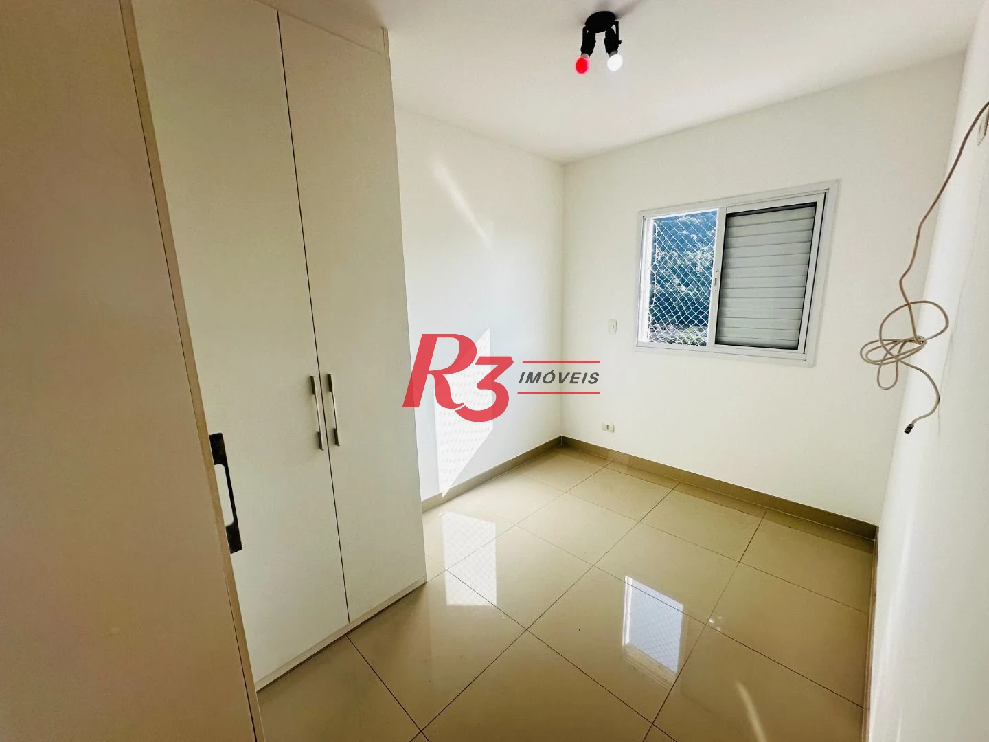 Apartamento com 2 dormitórios para alugar, 59 m² por R$ 5.233,97/mês - Vila Matias - Santos/SP