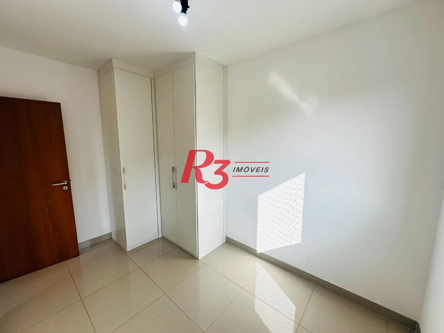 Apartamento com 2 dormitórios para alugar, 59 m² por R$ 5.233,97/mês - Vila Matias - Santos/SP