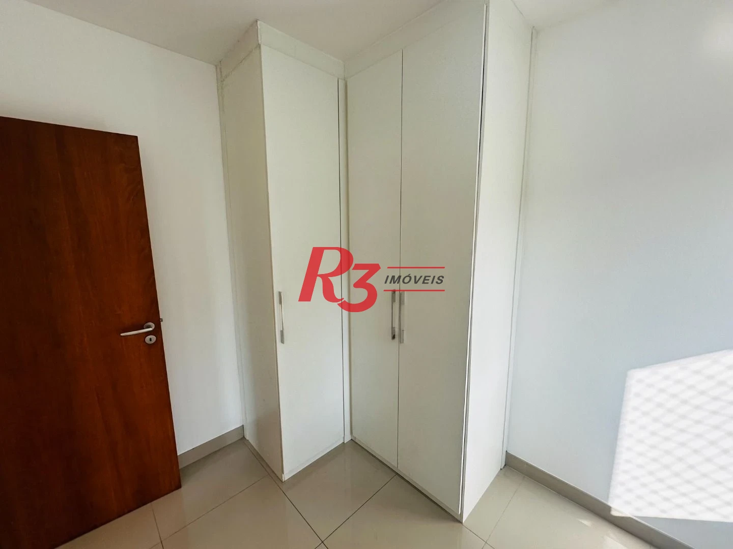 Apartamento com 2 dormitórios para alugar, 59 m² por R$ 5.233,97/mês - Vila Matias - Santos/SP