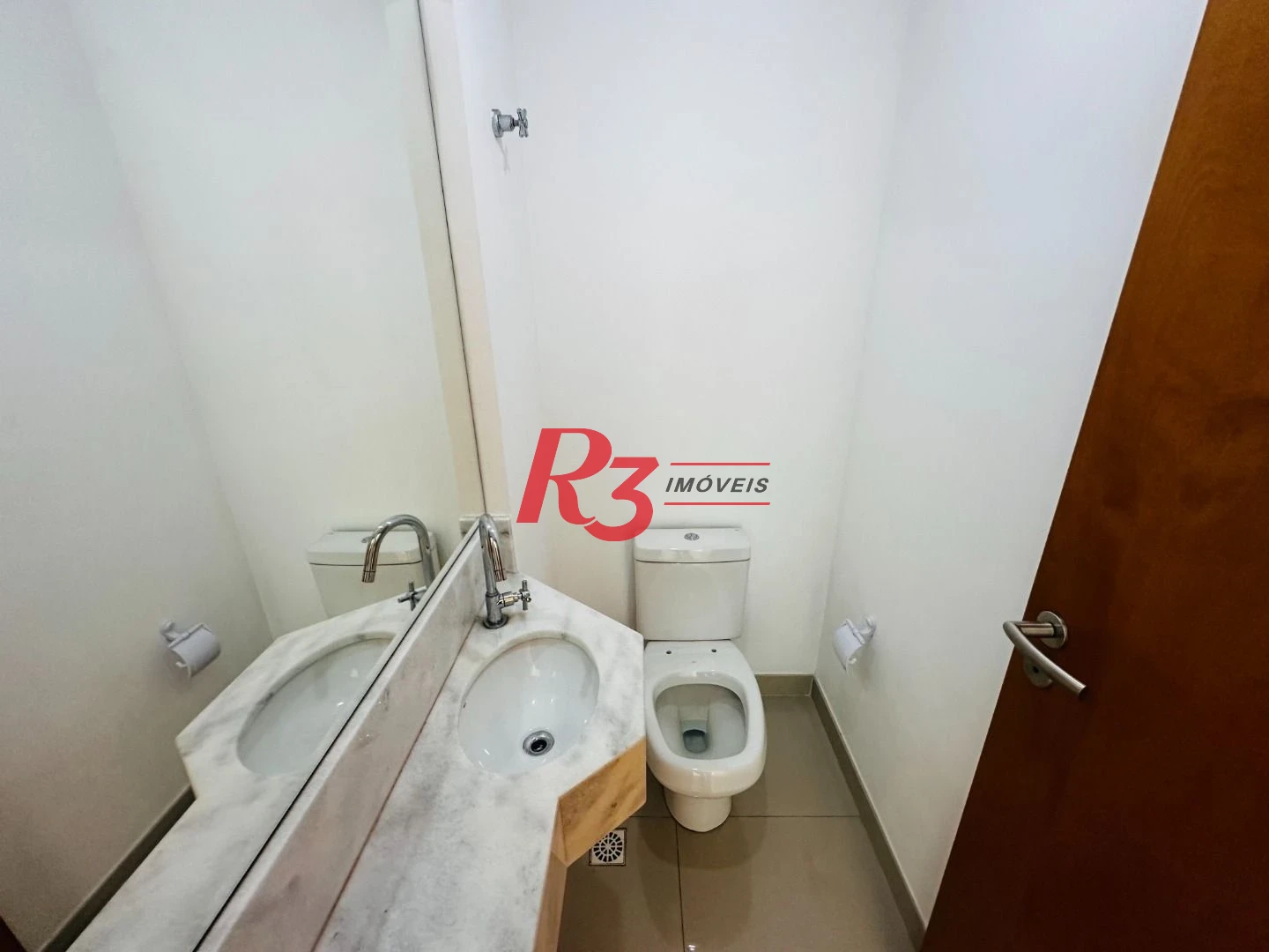 Apartamento com 2 dormitórios para alugar, 59 m² por R$ 5.233,97/mês - Vila Matias - Santos/SP