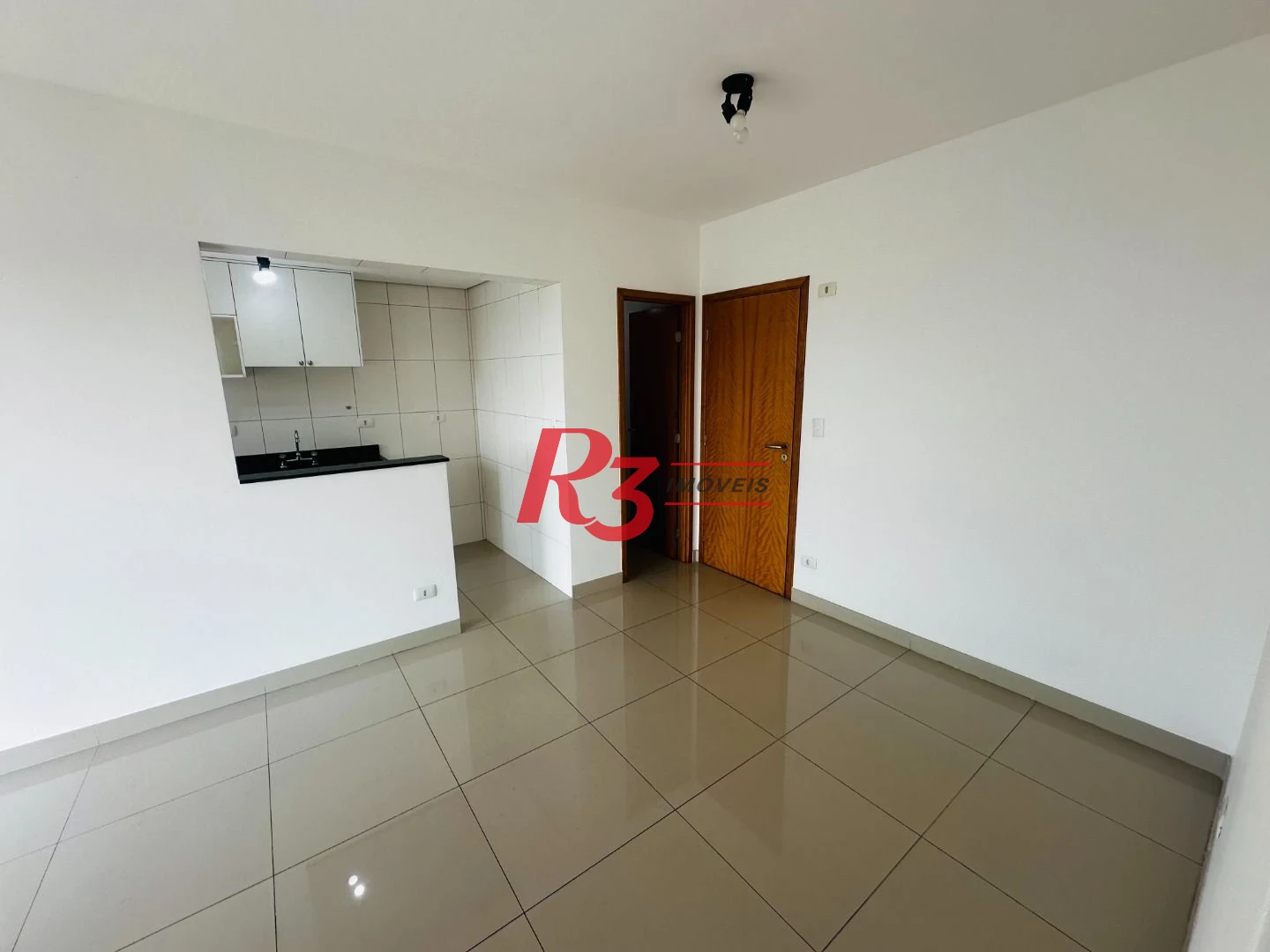 Apartamento com 2 dormitórios para alugar, 59 m² por R$ 5.233,97/mês - Vila Matias - Santos/SP