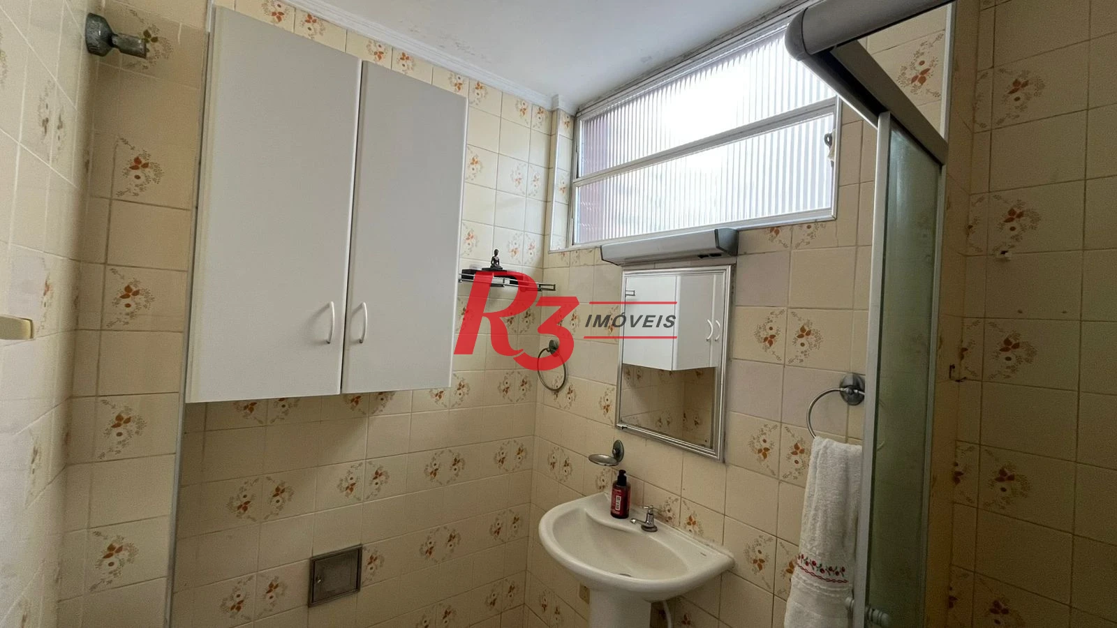 Apartamento com 2 dormitórios à venda, 75 m² por R$ 550.000,00 - Gonzaga - Santos/SP