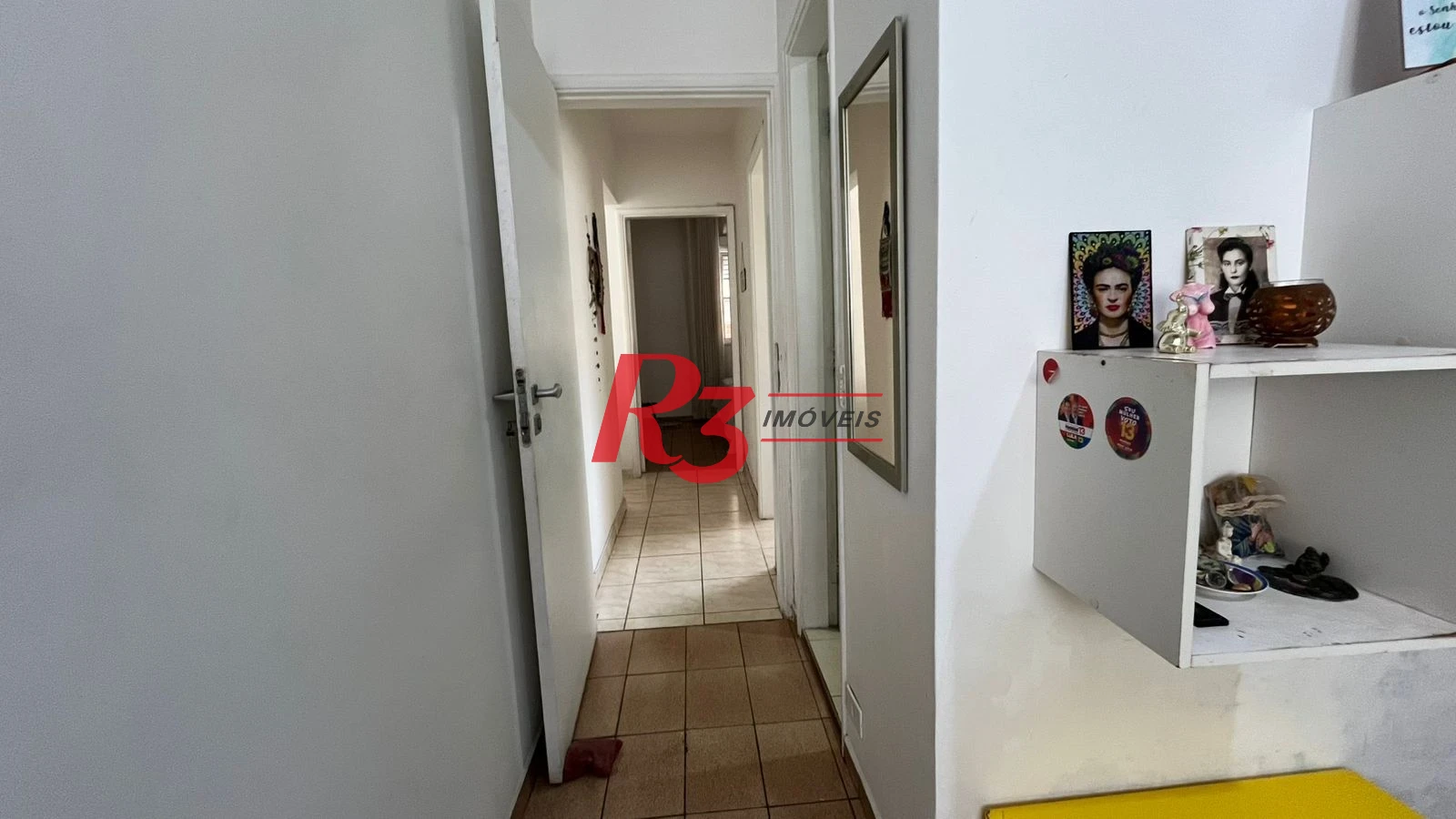 Apartamento com 2 dormitórios à venda, 75 m² por R$ 550.000,00 - Gonzaga - Santos/SP