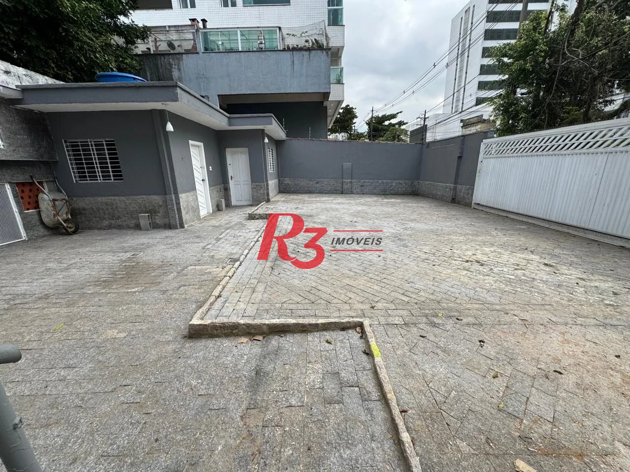 Sobrado para alugar, 336 m² por R$ 15.000,00/mês - Vila Matias - Santos/SP