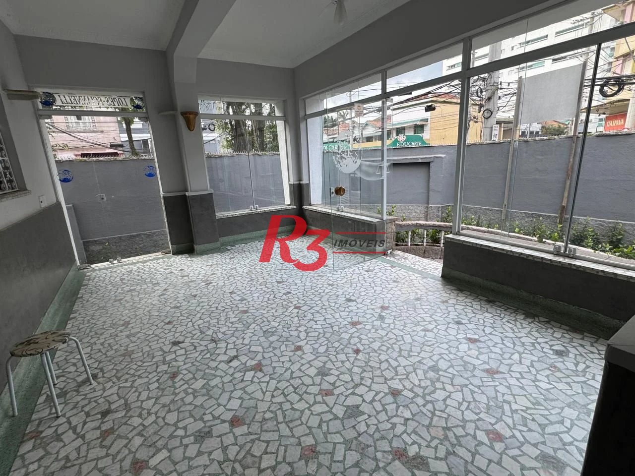 Sobrado para alugar, 336 m² por R$ 15.000,00/mês - Vila Matias - Santos/SP