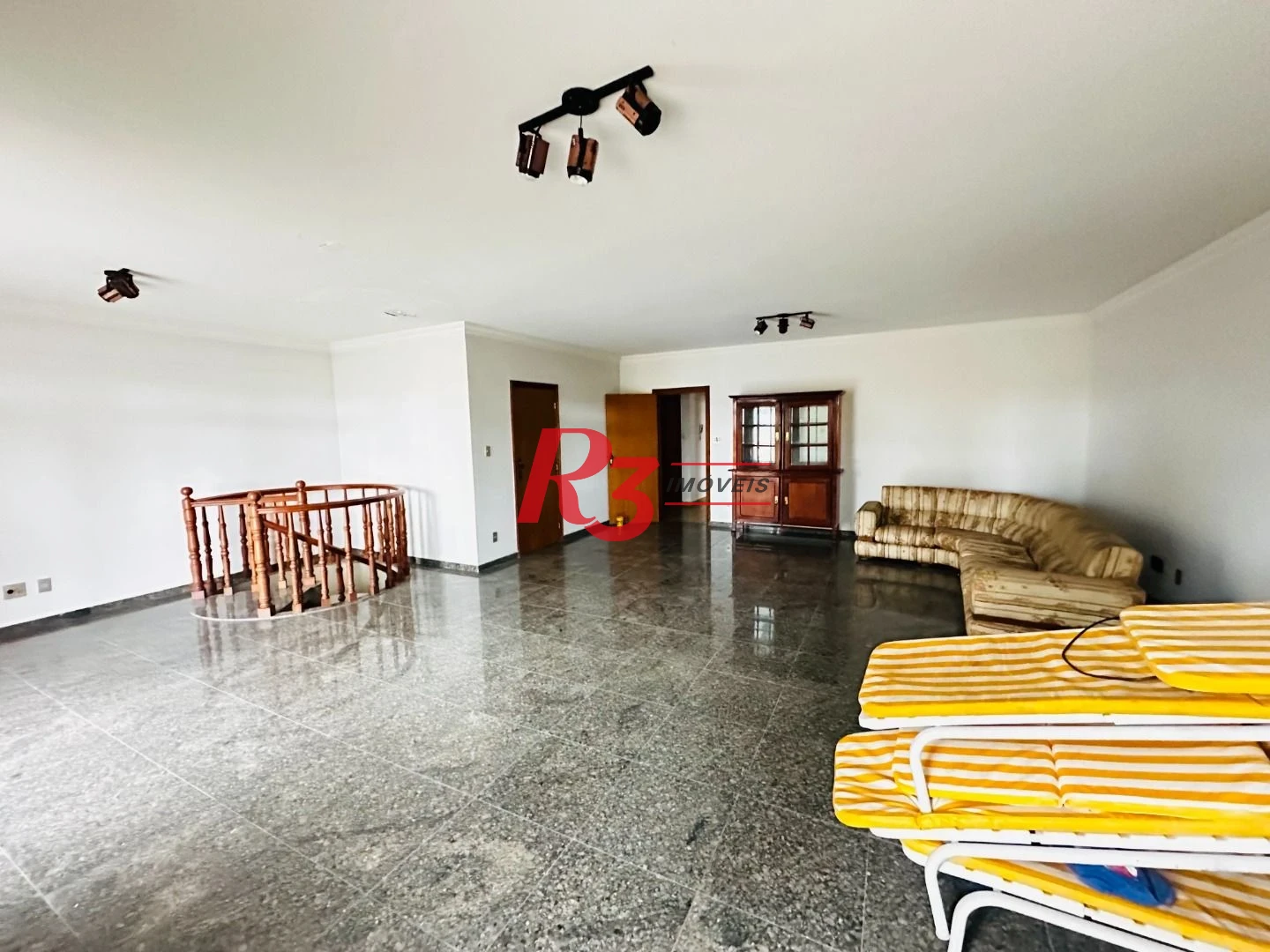 Cobertura com 4 dormitórios à venda, 495 m² por R$ 5.520.000,00 - Boqueirão - Santos/SP
