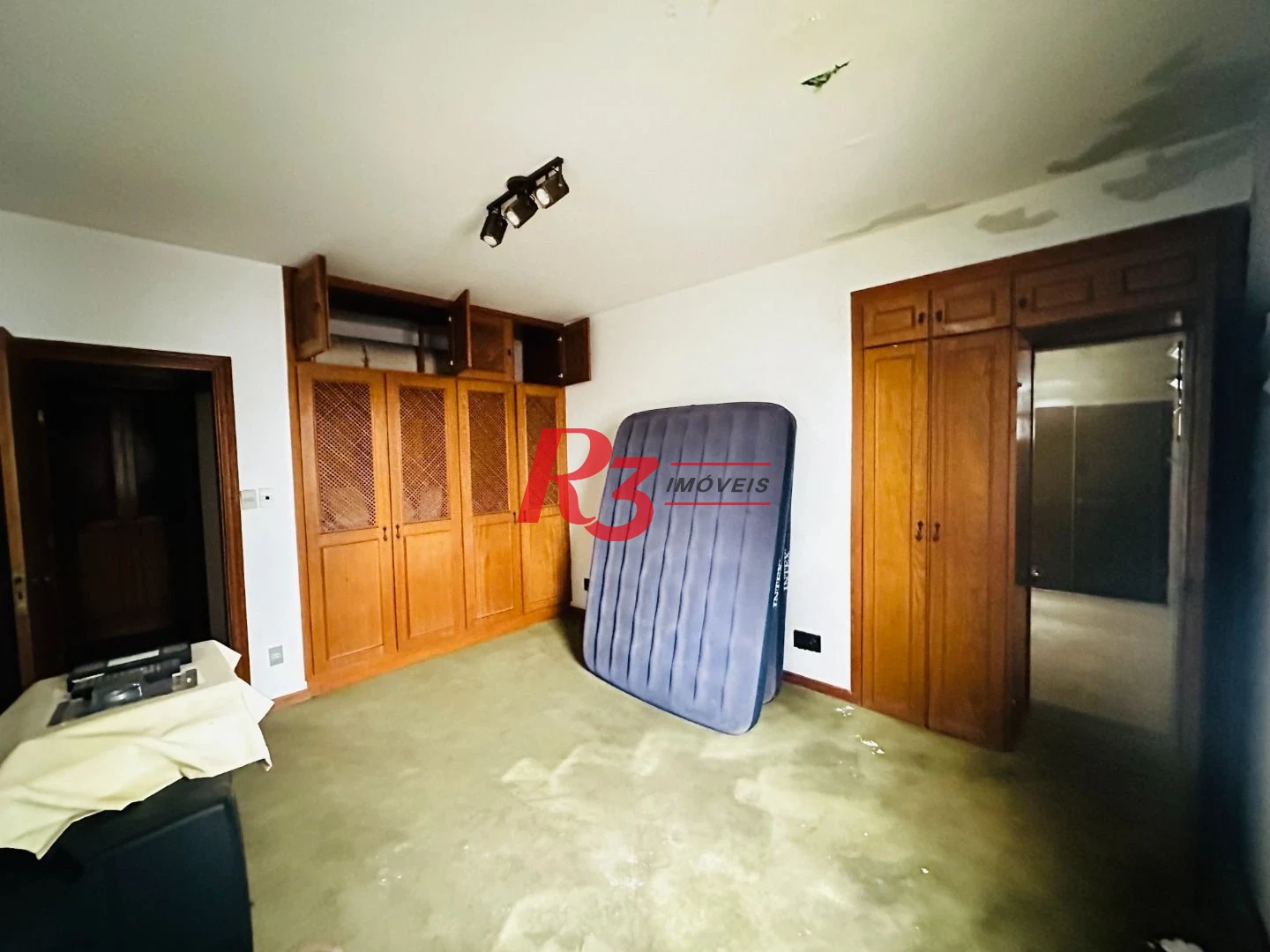 Cobertura com 4 dormitórios à venda, 495 m² por R$ 5.520.000,00 - Boqueirão - Santos/SP