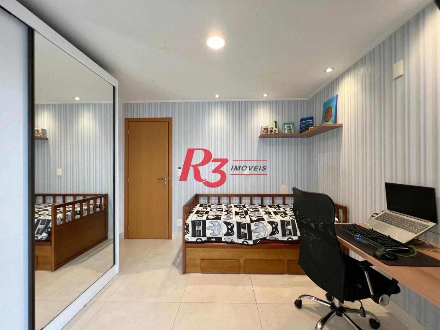 Apartamento com 2 dormitórios à venda, 96 m² por R$ 920.000,00 - Canto do Forte - Praia Grande/SP