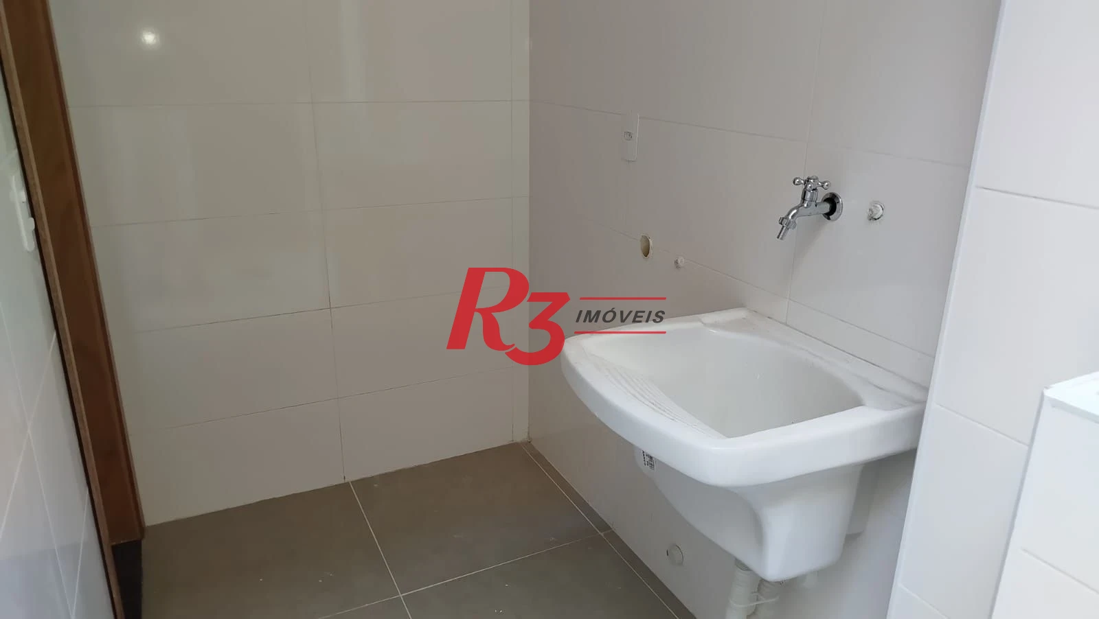Casa com 3 dormitórios à venda, 100 m² por R$ 1.022.000,00 - Embaré - Santos/SP
