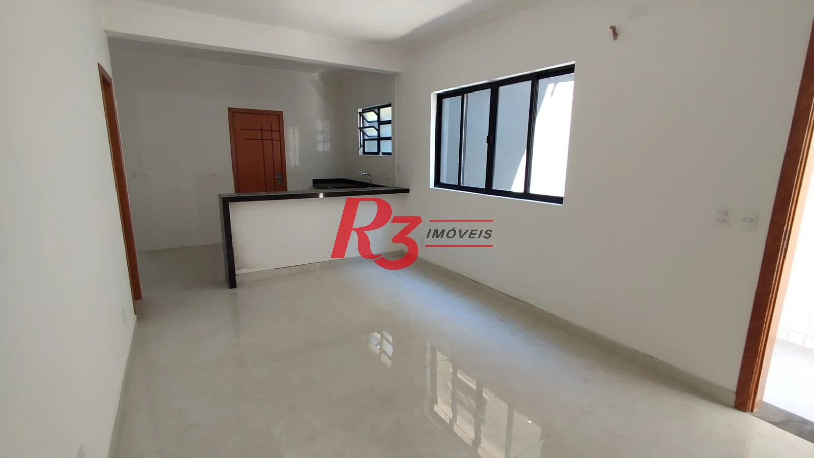Casa com 3 dormitórios à venda, 100 m² por R$ 1.022.000,00 - Embaré - Santos/SP