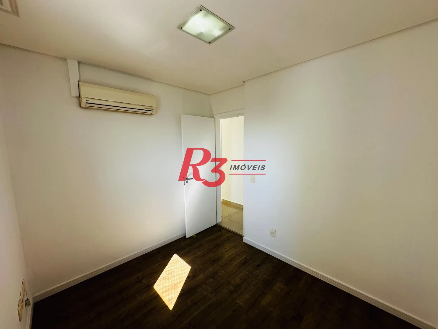 Apartamento à venda, 77 m² por R$ 685.000,00 - Ponta da Praia - Santos/SP