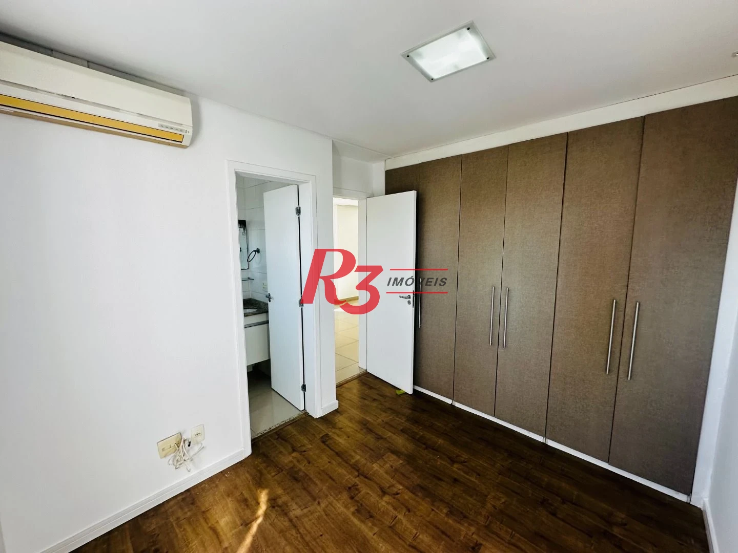 Apartamento à venda, 77 m² por R$ 685.000,00 - Ponta da Praia - Santos/SP
