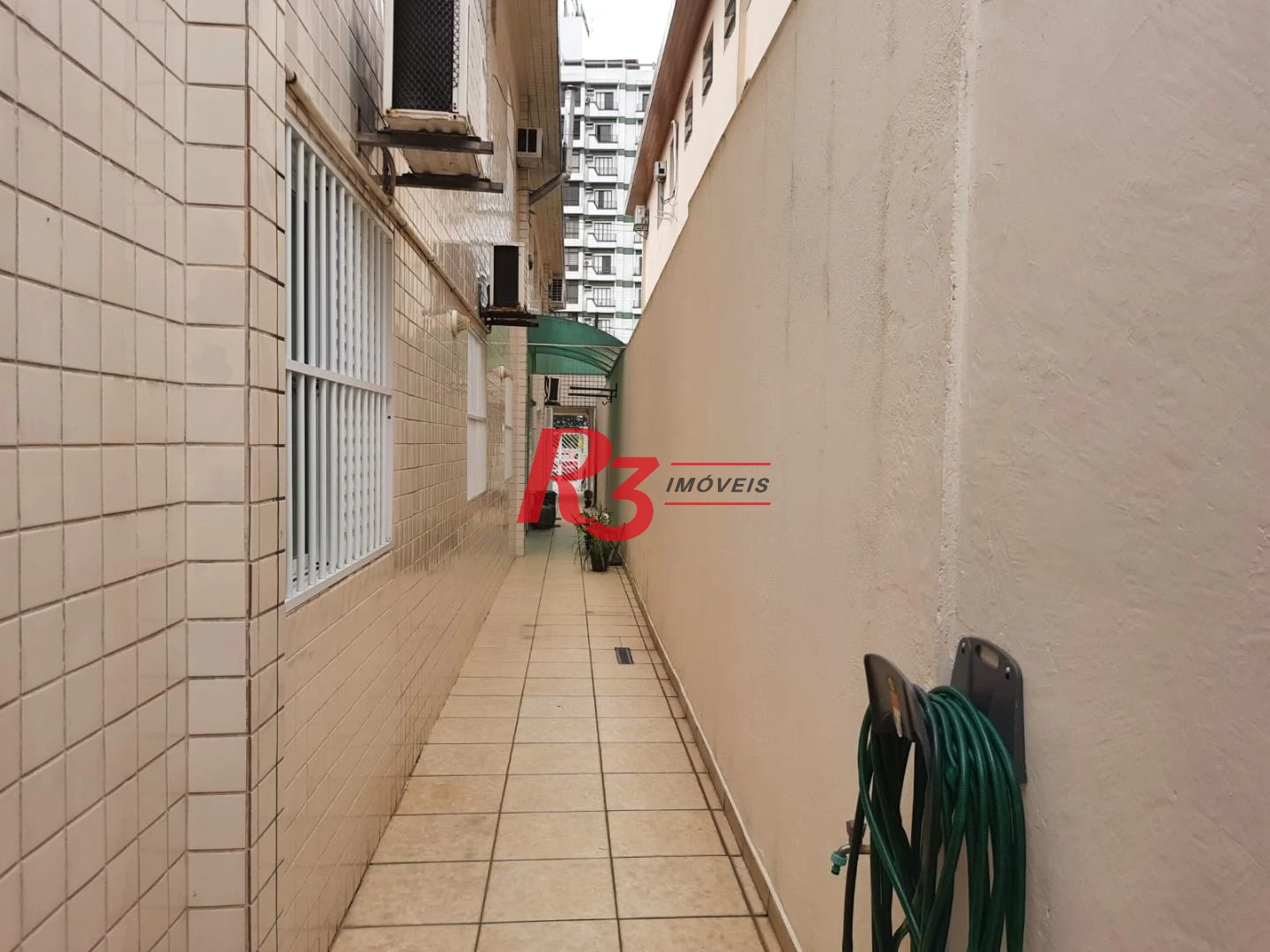 Casa à venda, 110 m² por R$ 580.000,00 - Vila Valença - São Vicente/SP