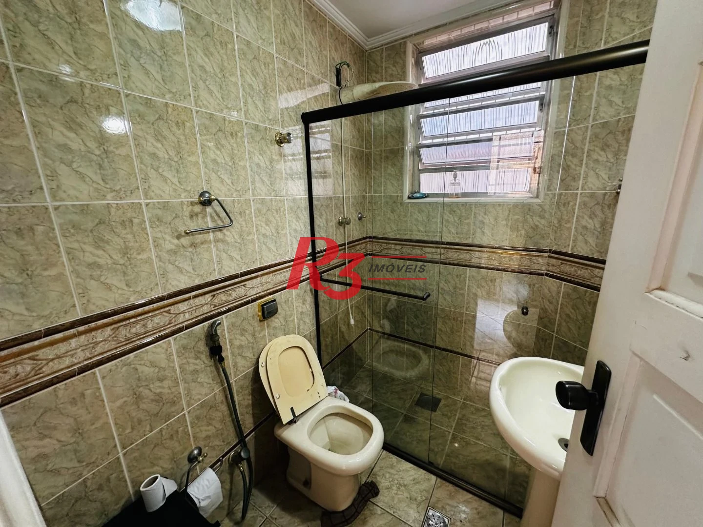 Sobrado à venda, 260 m² por R$ 2.300.000,00 - Embaré - Santos/SP