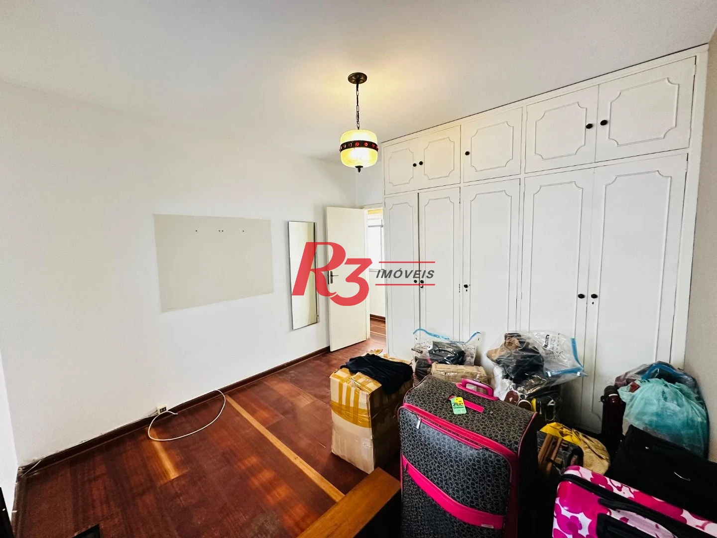 Sobrado à venda, 260 m² por R$ 2.300.000,00 - Embaré - Santos/SP