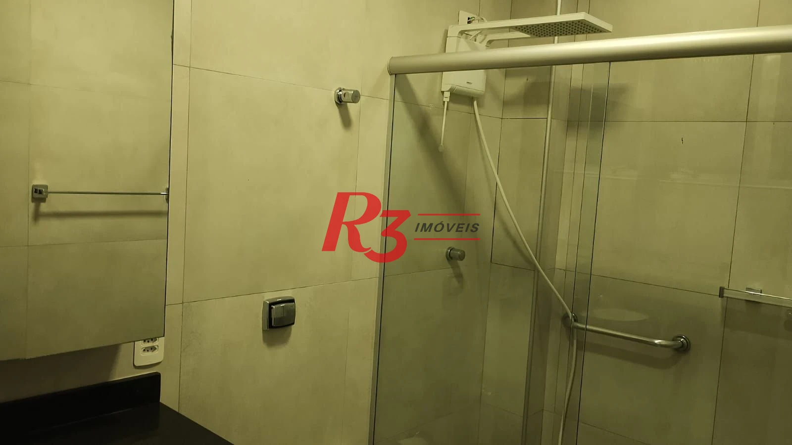 Apartamento com 2 dormitórios à venda, 108 m² por R$ 590.000,00 - Boqueirão - Santos/SP