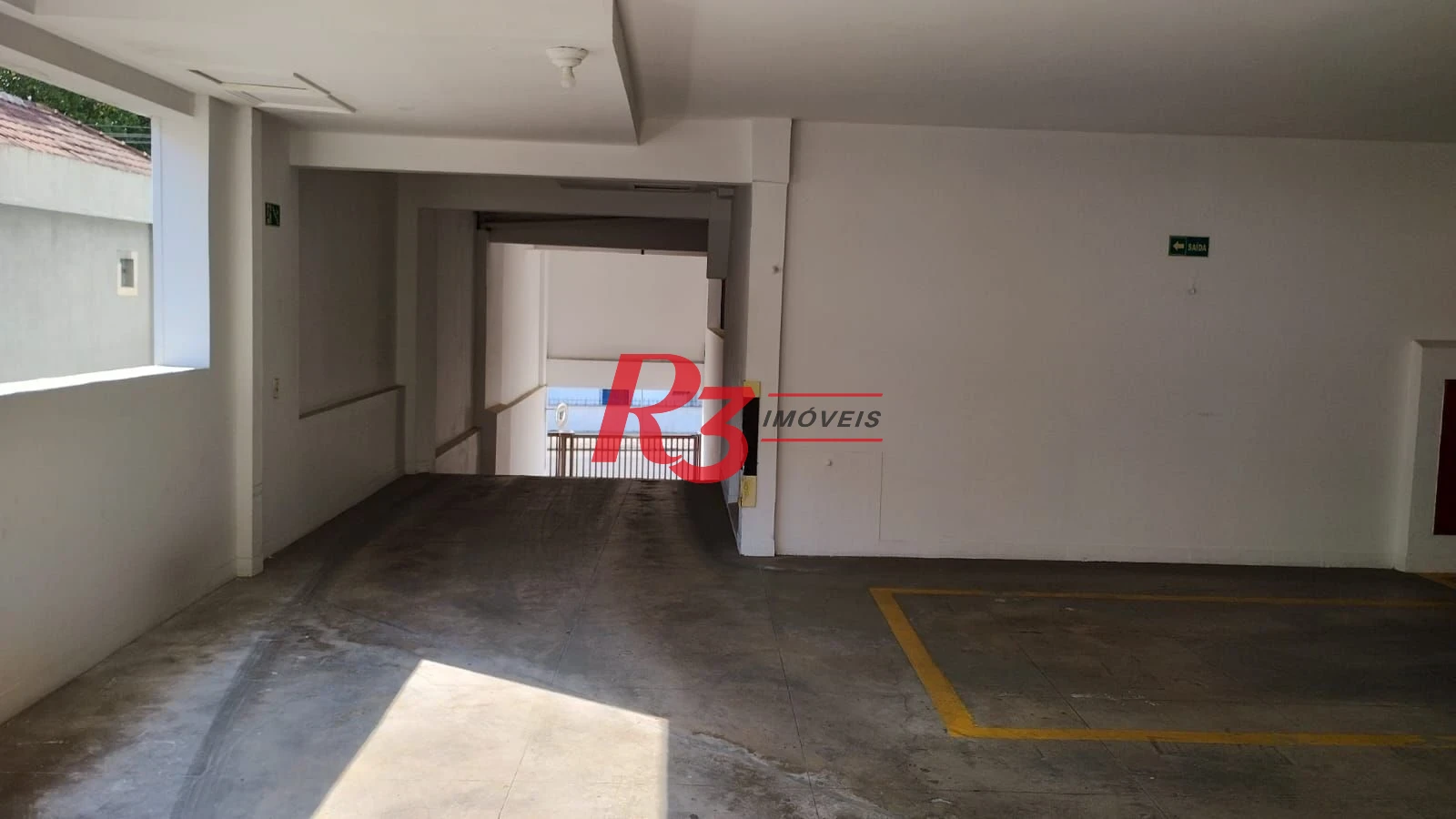 Apartamento com 2 dormitórios à venda, 108 m² por R$ 590.000,00 - Boqueirão - Santos/SP