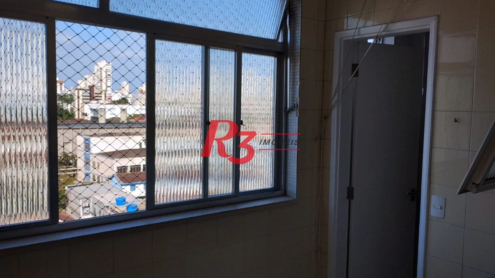 Apartamento com 2 dormitórios à venda, 108 m² por R$ 590.000,00 - Boqueirão - Santos/SP