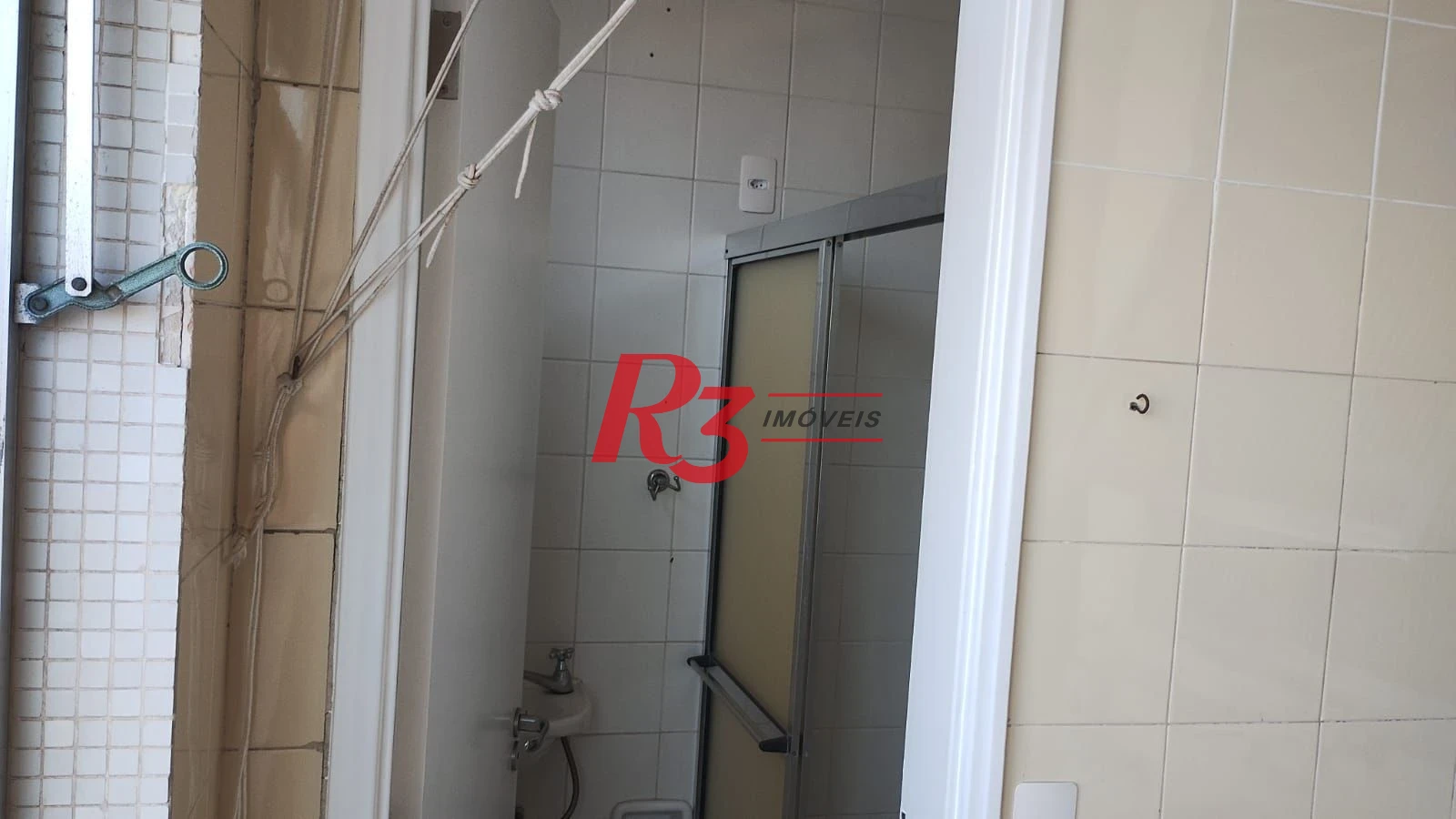 Apartamento com 2 dormitórios à venda, 108 m² por R$ 590.000,00 - Boqueirão - Santos/SP