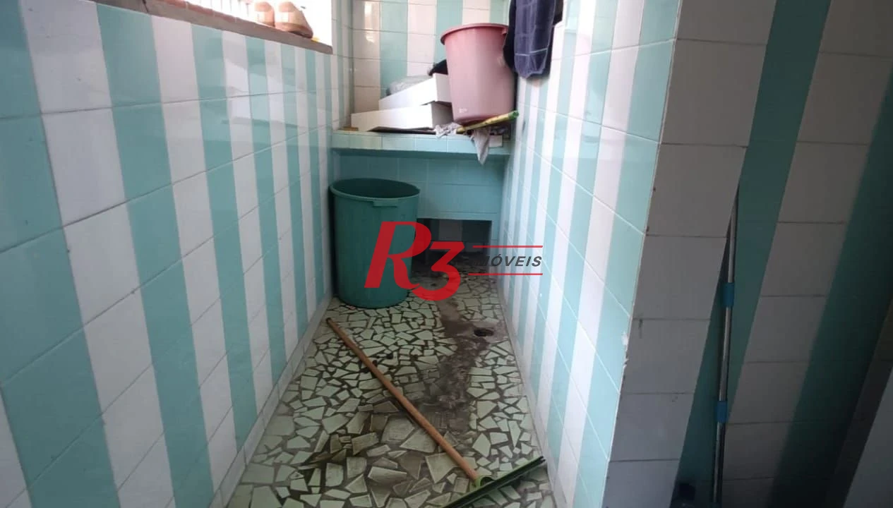 Apartamento com 3 dormitórios à venda, 90 m² por R$ 380.000,00 - Embaré - Santos/SP