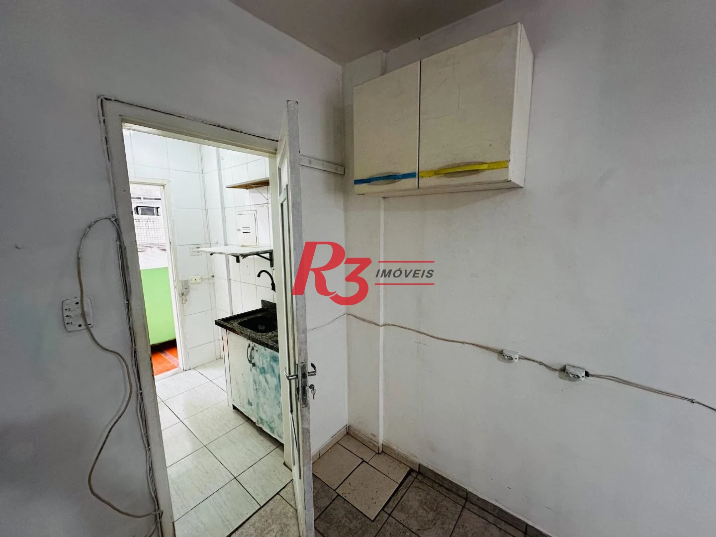Apartamento à venda, 22 m² por R$ 300.000,00 - Ponta da Praia - Santos/SP