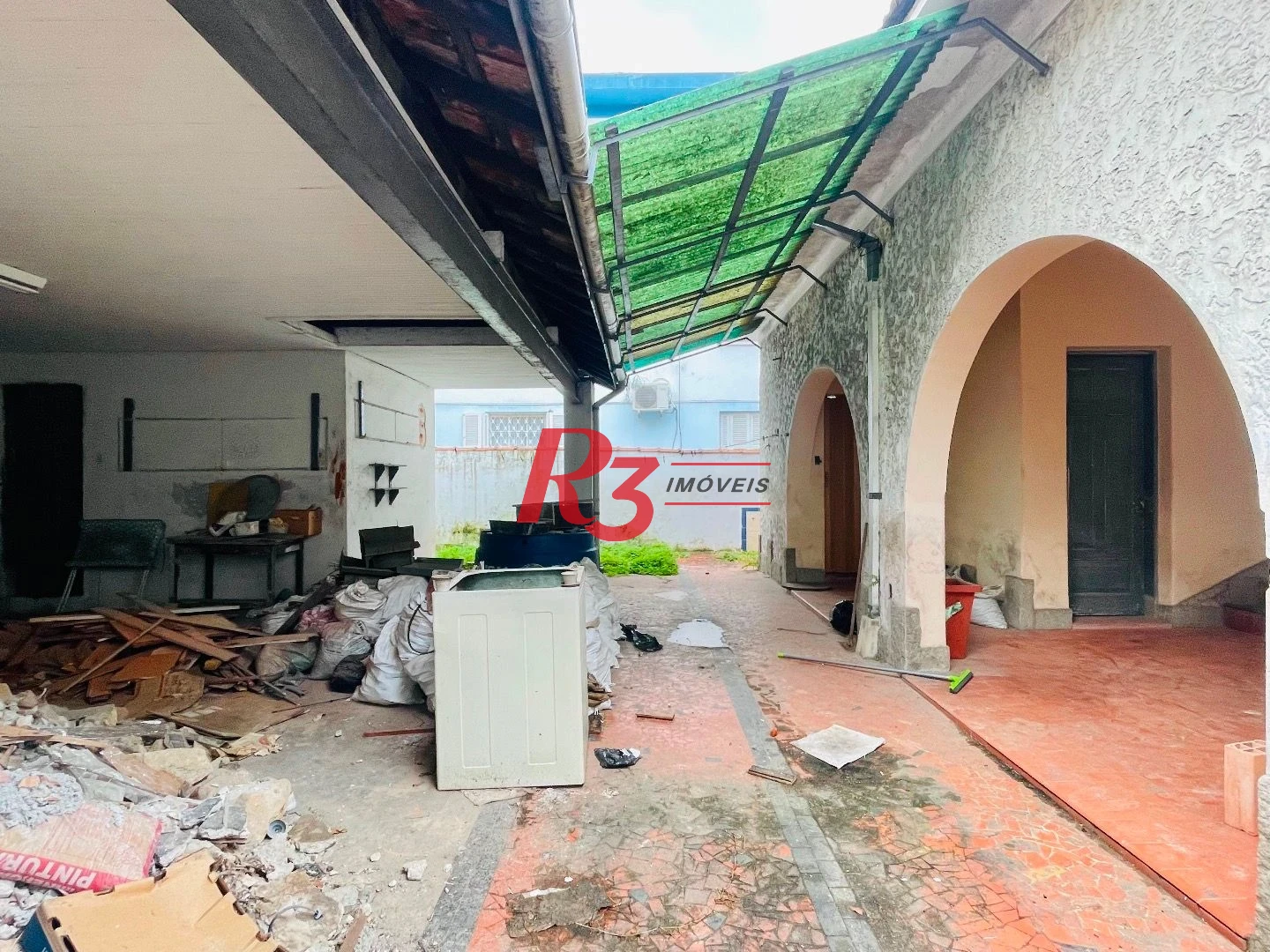 Sobrado para alugar, 270 m² por R$ 11.100,00/mês - Gonzaga - Santos/SP