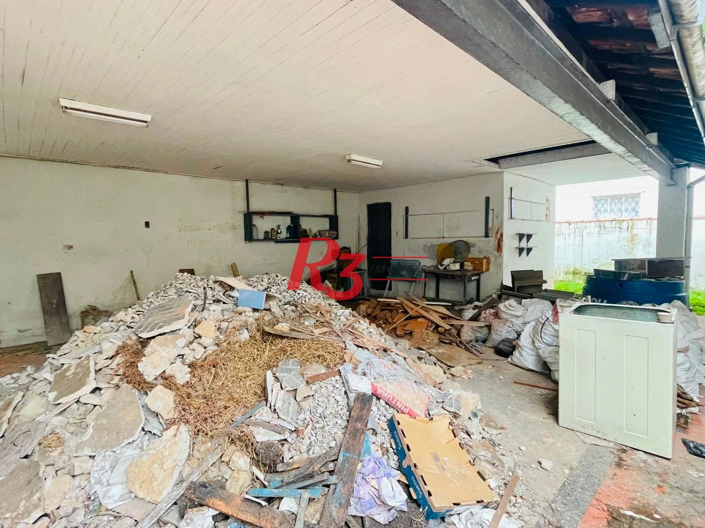 Sobrado para alugar, 270 m² por R$ 11.100,00/mês - Gonzaga - Santos/SP