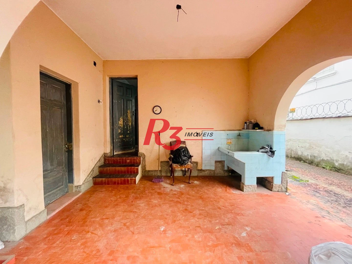 Sobrado para alugar, 270 m² por R$ 11.100,00/mês - Gonzaga - Santos/SP
